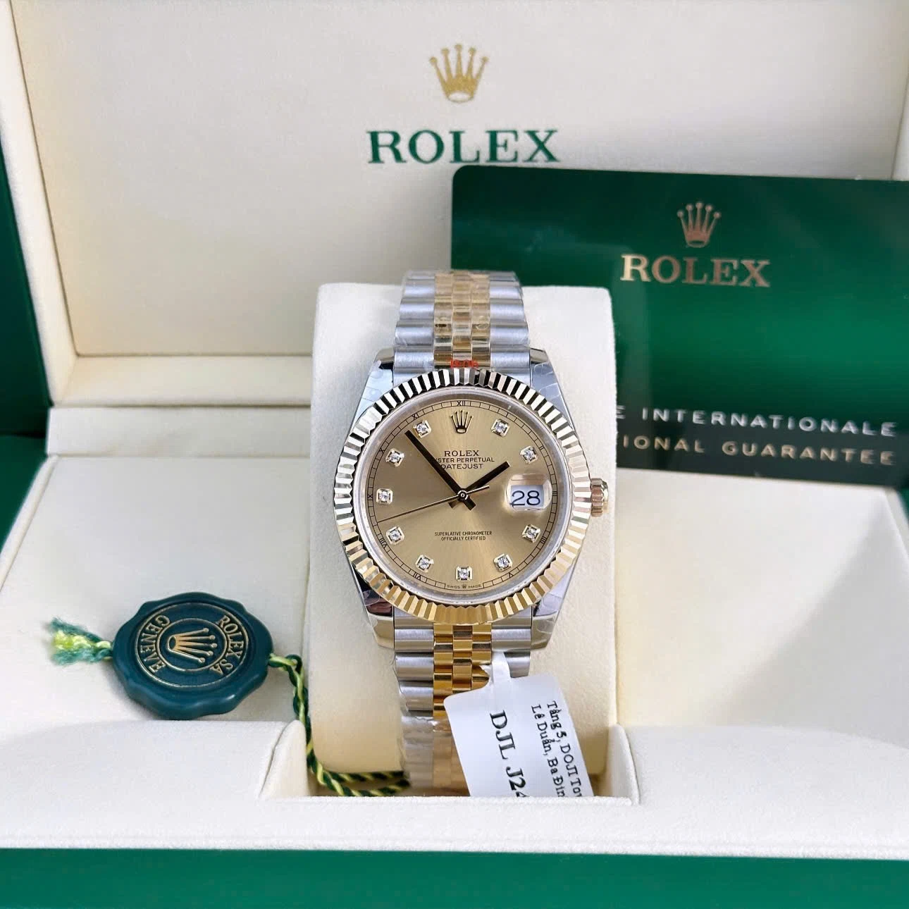 Rolex Datejust champagnerfarbenes Zifferblatt mit Diamantbesatz 126333-0012 41 mm – Bild 2