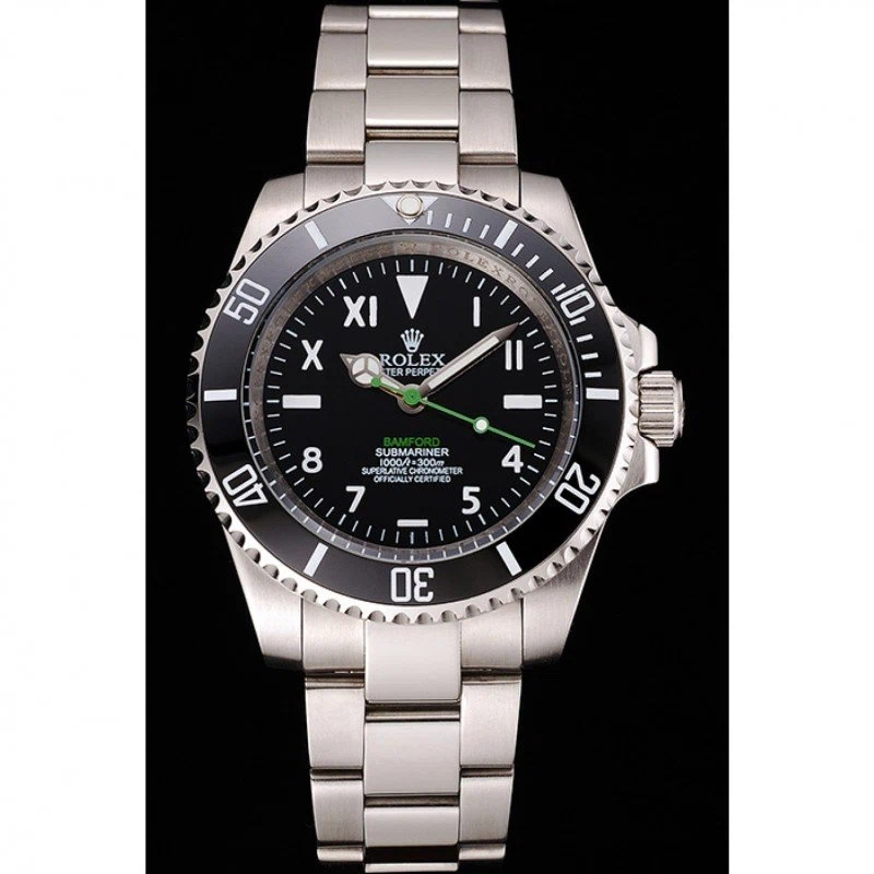 Submariner schwarzes Zifferblatt PR16233NBB Perspektivansicht