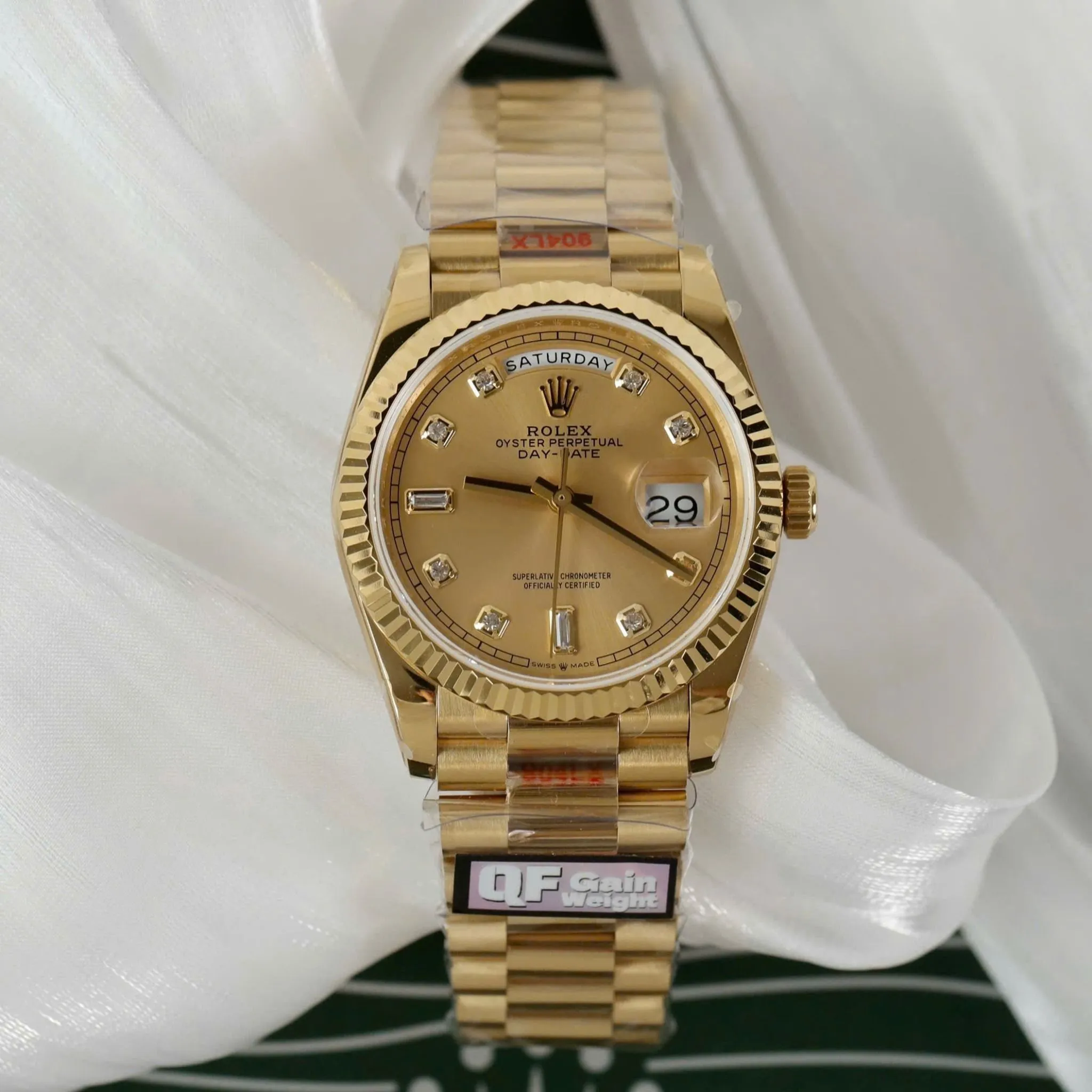 Day-Date champagnerfarbenes Zifferblatt Geriffelt Lünette Presidential Armband