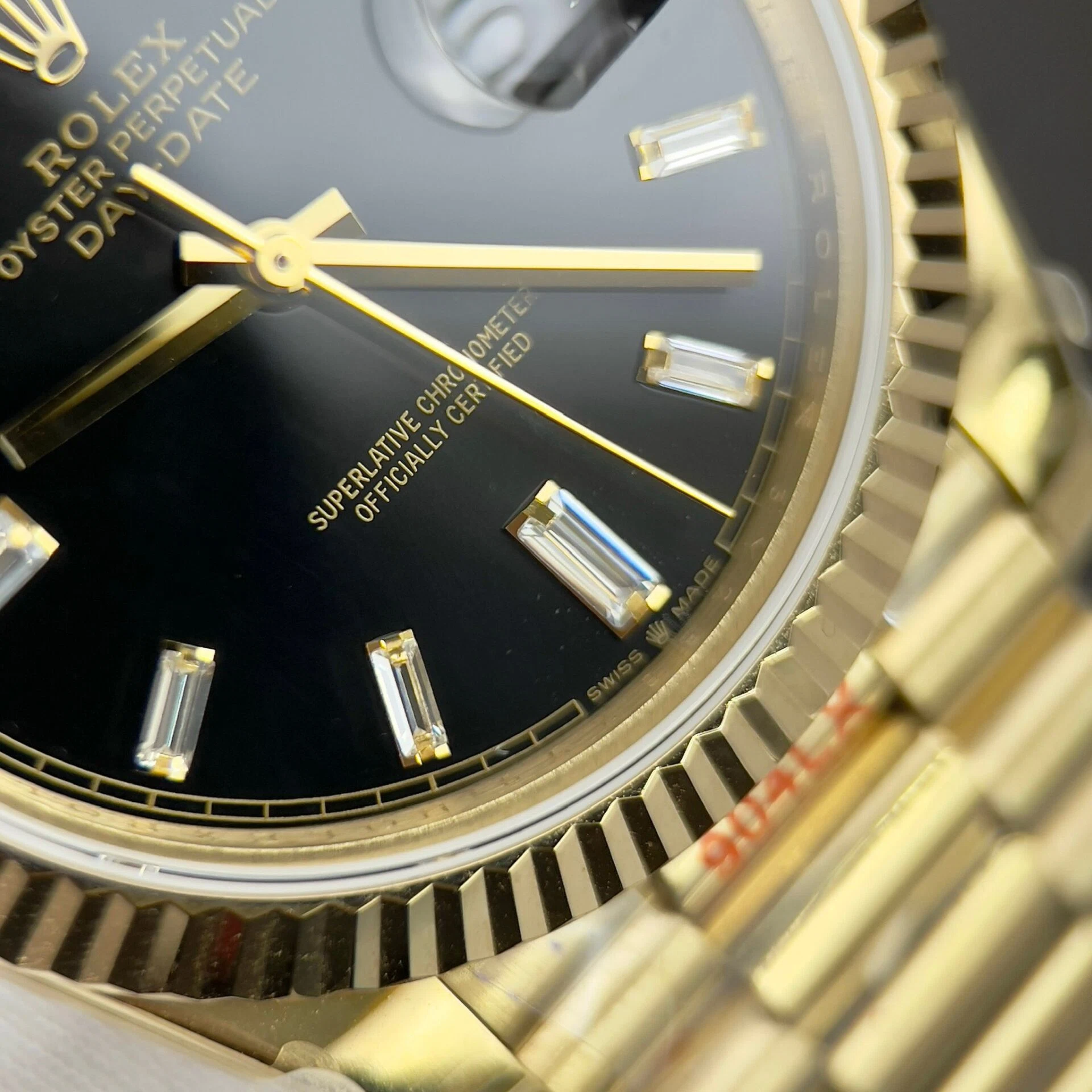 Rolex Day-Date intensivschwarzes Zifferblatt mit Diamantbesatz 228238-0004 40 mm – Superclone – Bild 6