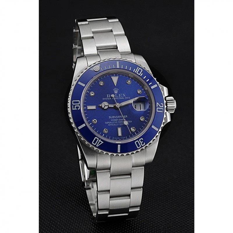 Submariner blaues Zifferblatt 622638 Schrägansicht