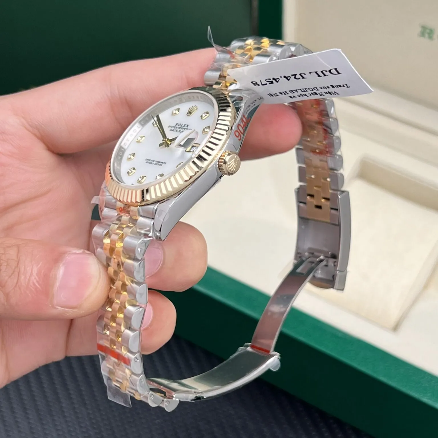 Datejust Pearl Zifferblatt Geriffelt Lünette Two Toned Gold Jubilee Armband