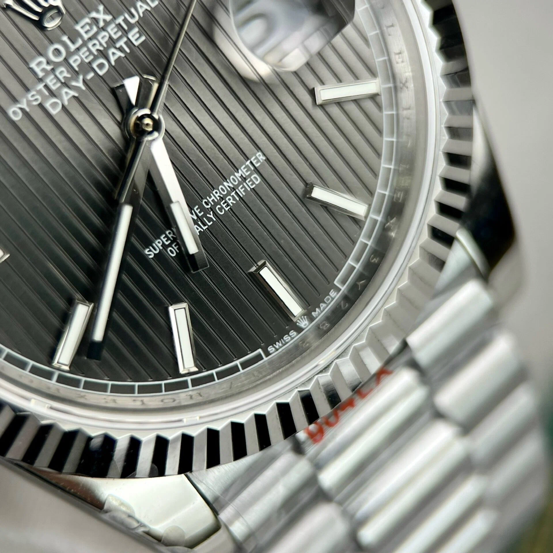 Rolex Day-Date Grau Stick Tapestry Zifferblatt 228239-0002 40 mm – Superclone – Bild 6
