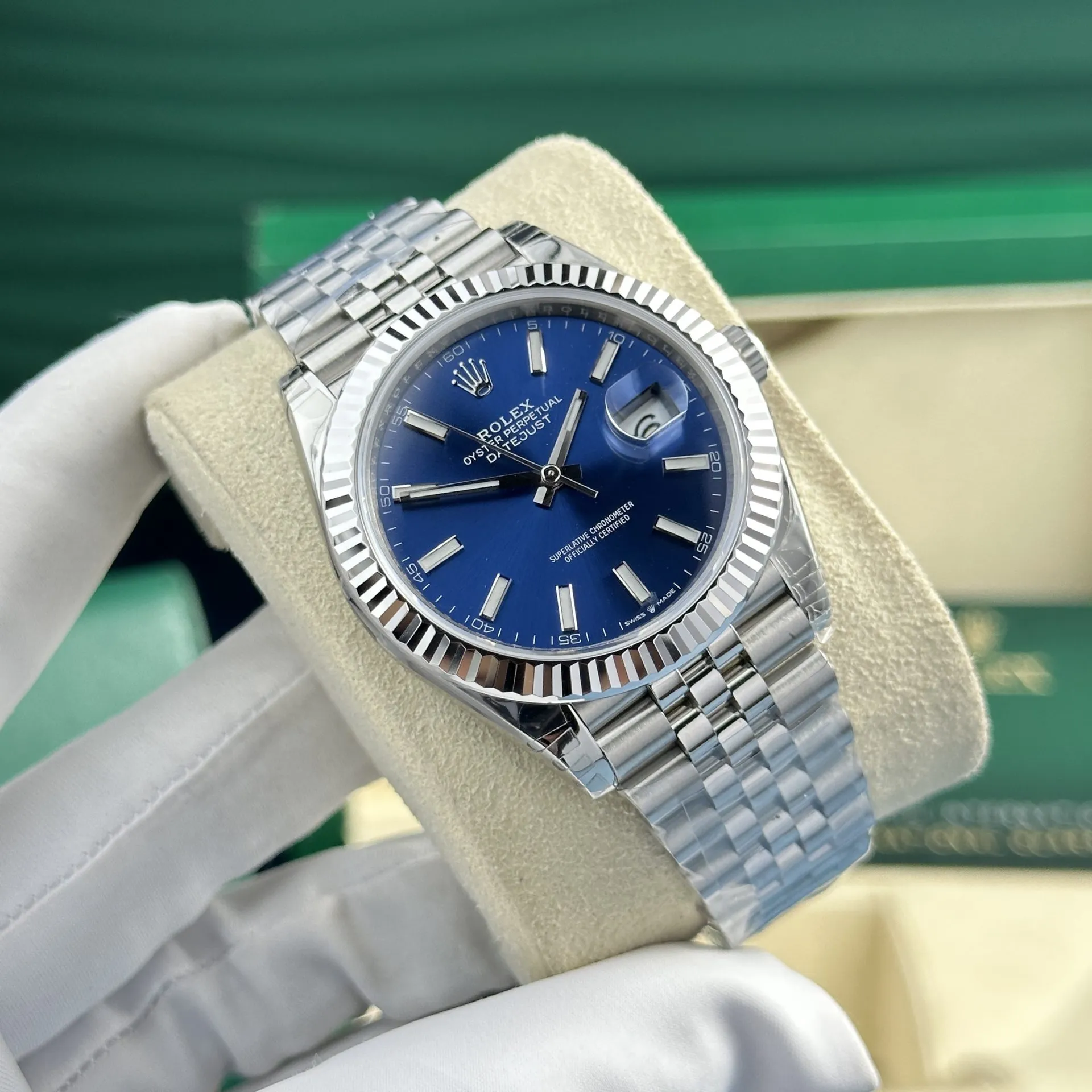 Superclone Datejust blaues Zifferblatt 126334 Jubilee Profilansicht