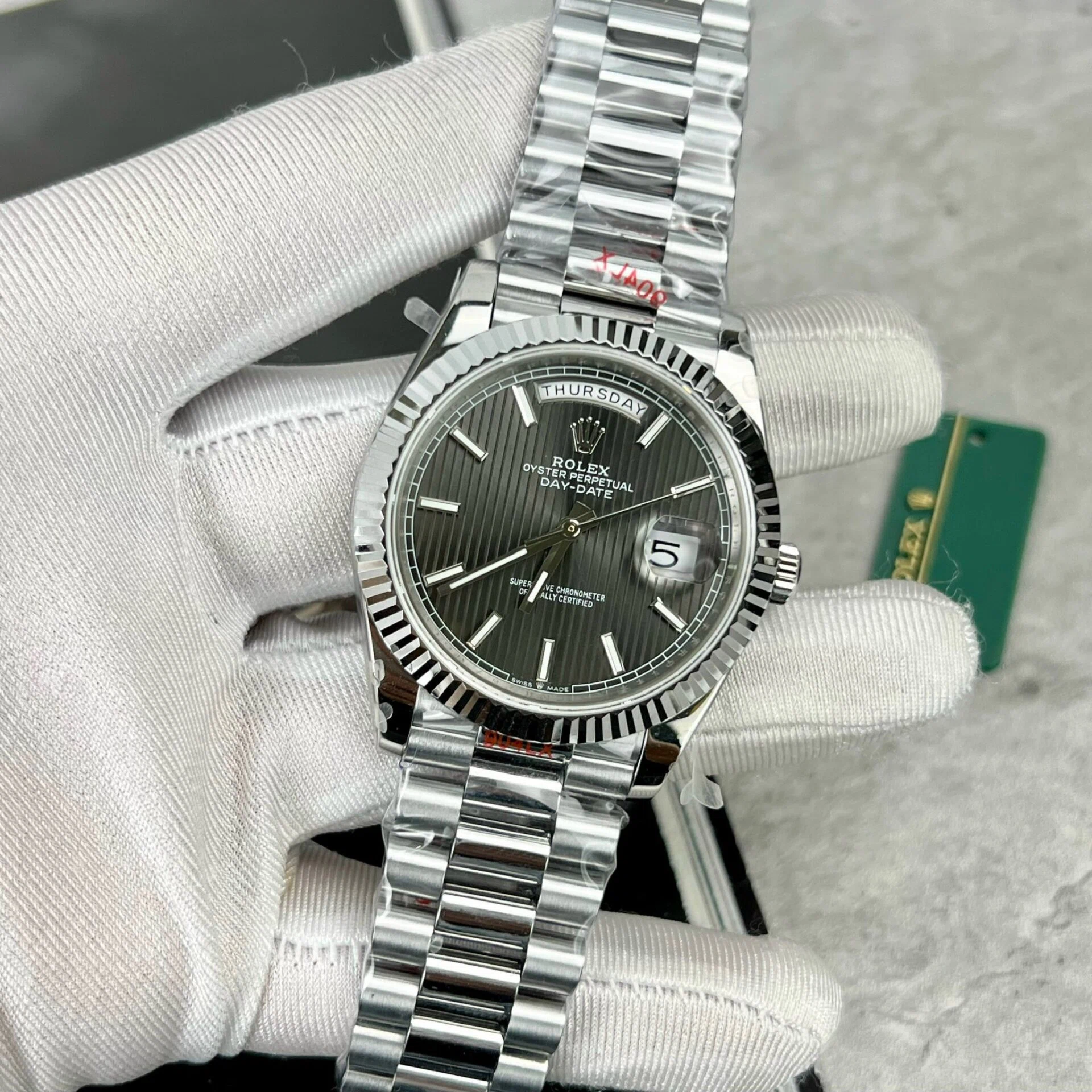 Rolex Day-Date Grau Stick Tapestry Zifferblatt 228239-0002 40 mm – Superclone – Bild 3