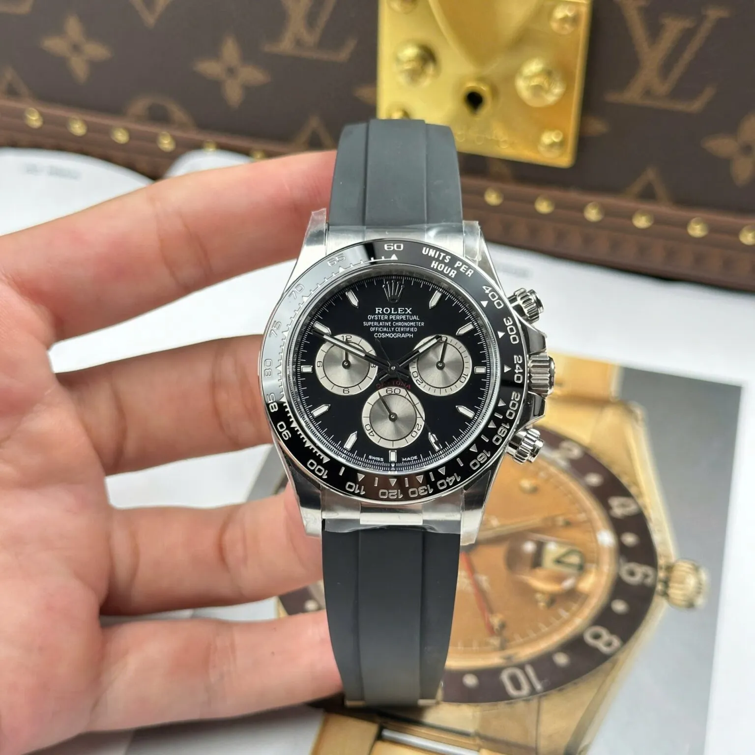 Daytona schwarzes Zifferblatt Schwarz Lünette Oysterflex Armband