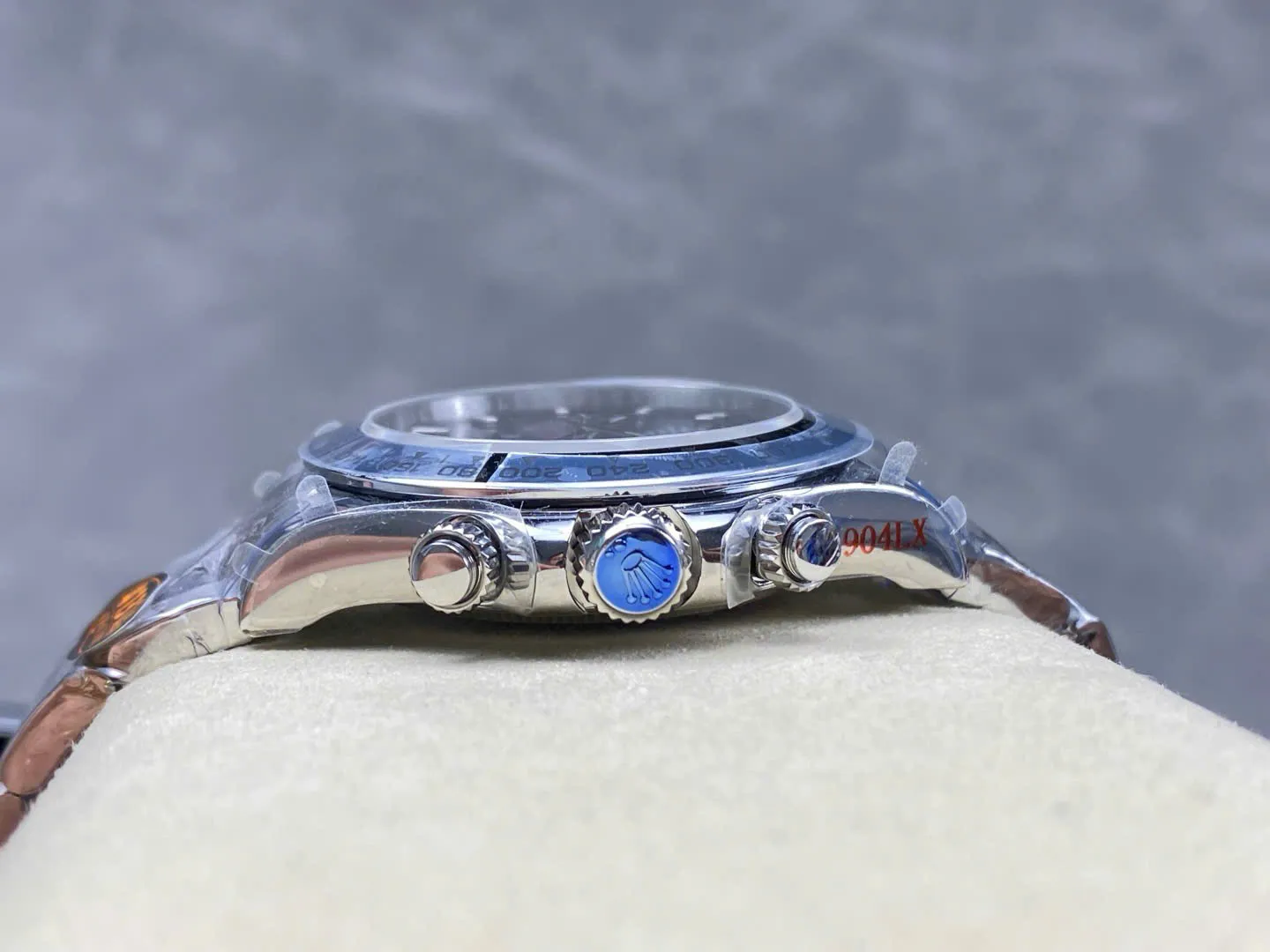Superclone Daytona 126509 leuchtendblaues Zifferblatt Profilansicht