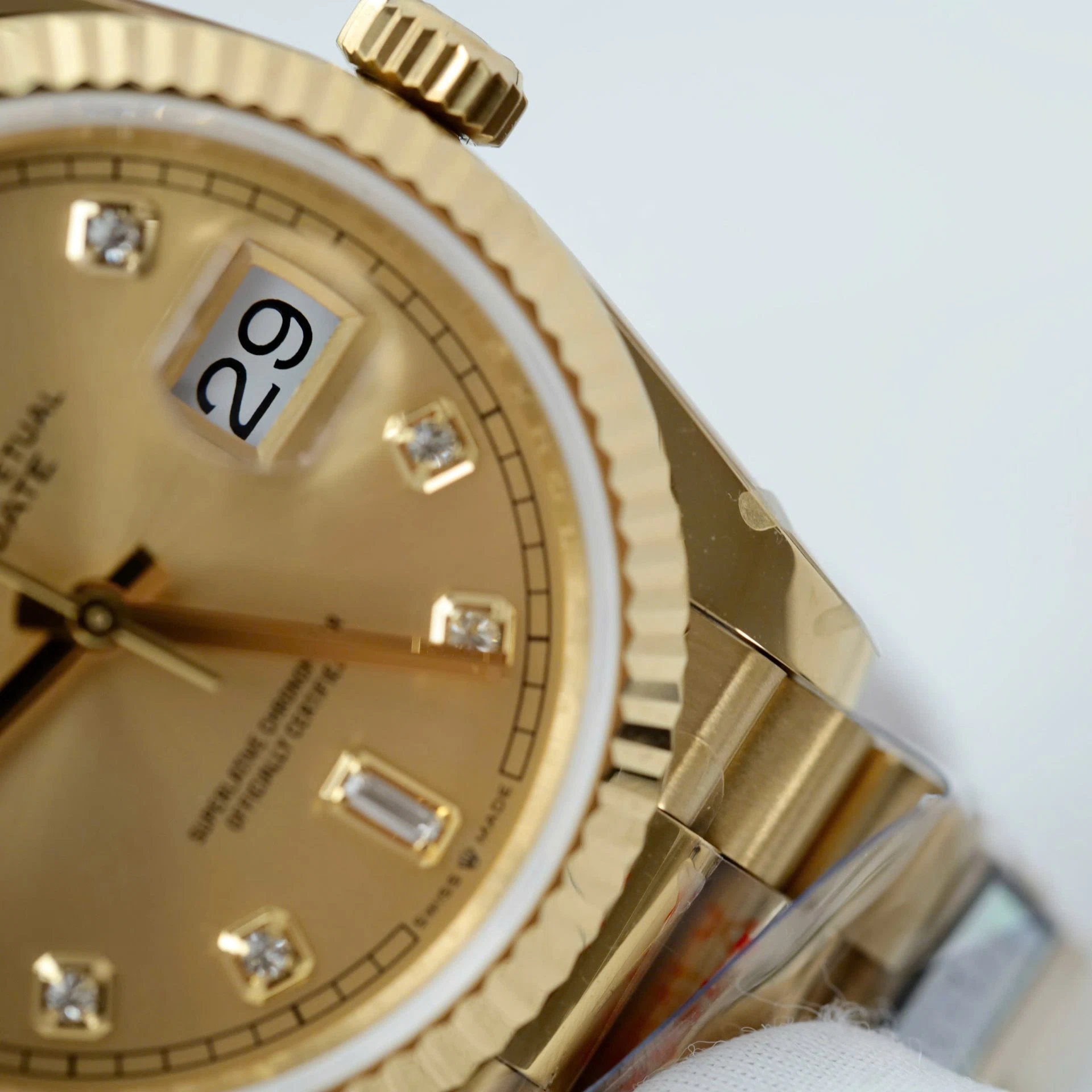 Rolex Day-Date champagnerfarbenes Zifferblatt mit Diamantbesatz 128238-0008 36 mm – Superclone – Bild 7