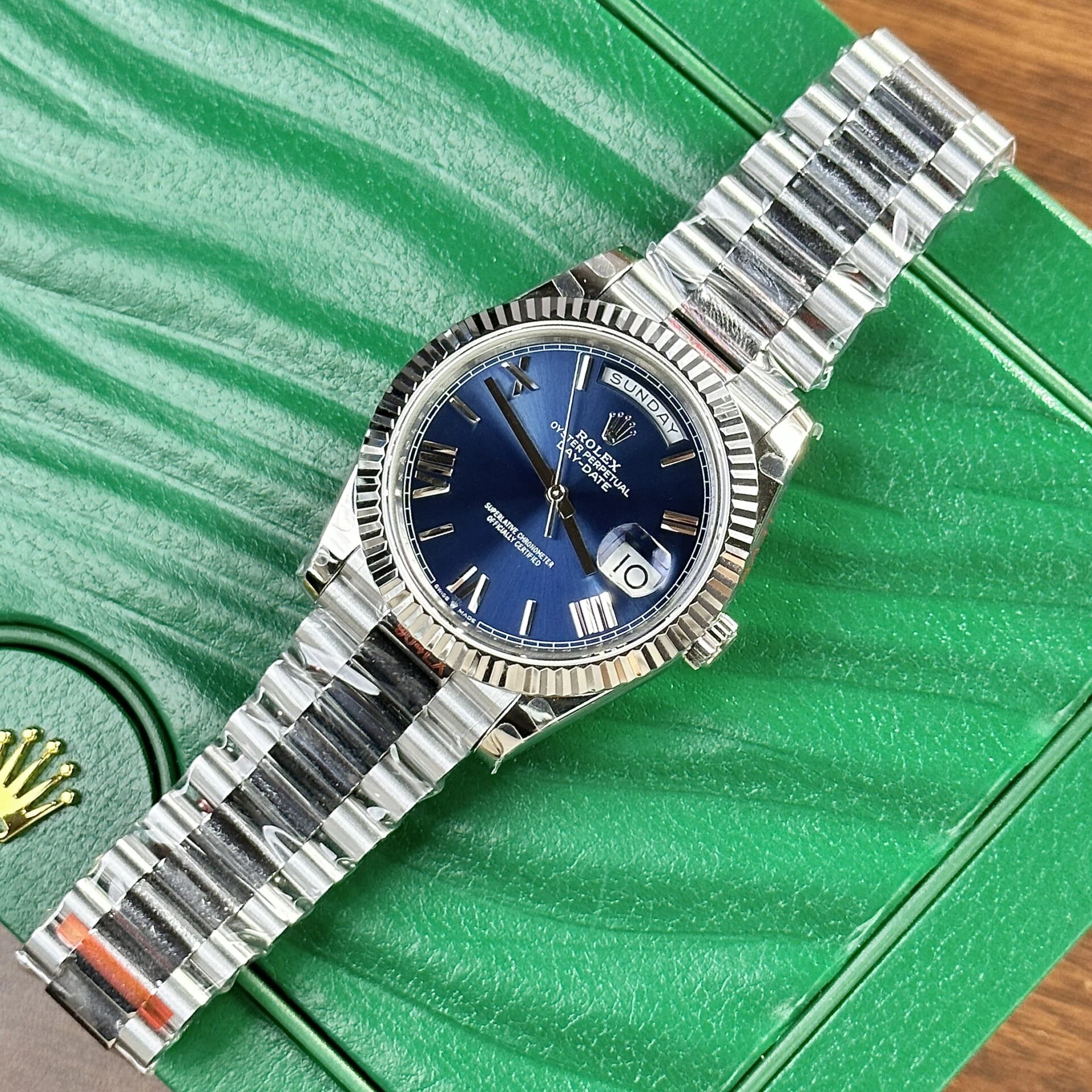 Rolex Day-Date blaues Zifferblatt 228239-0007 40 mm – Superclone – Bild 3