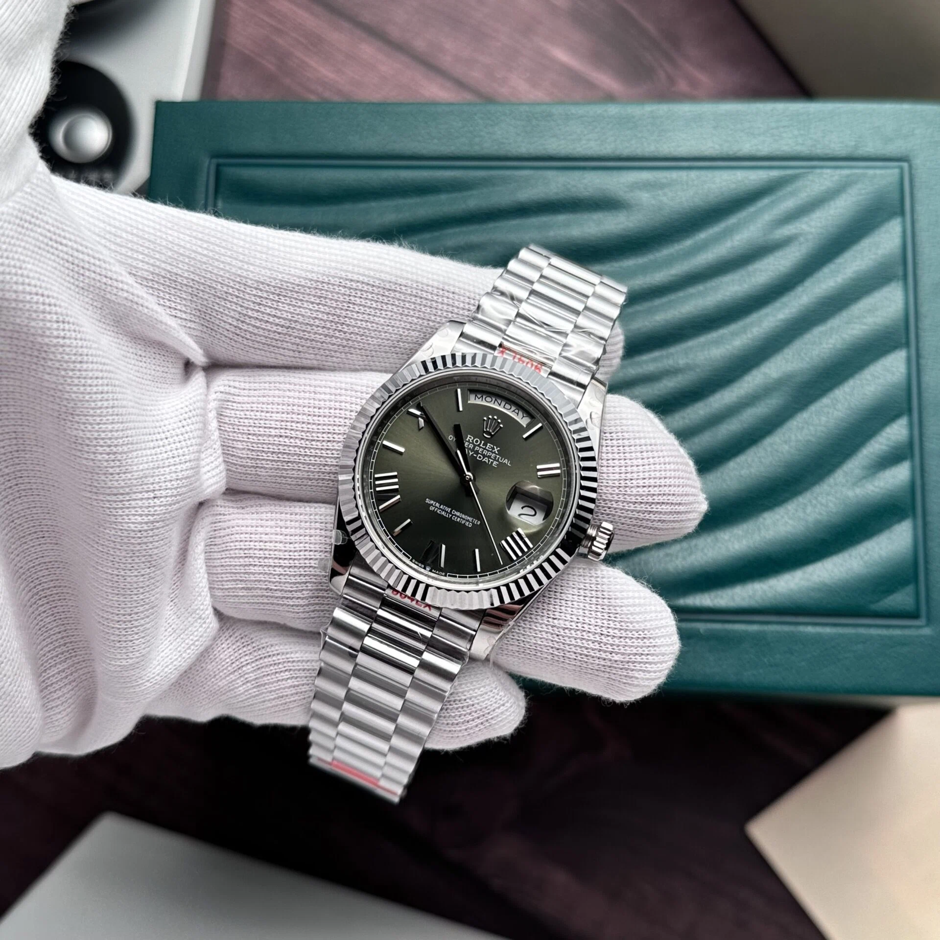 Rolex Day-Date olivgrünes Zifferblatt 228239-0033 40 mm – Superclone – Bild 3