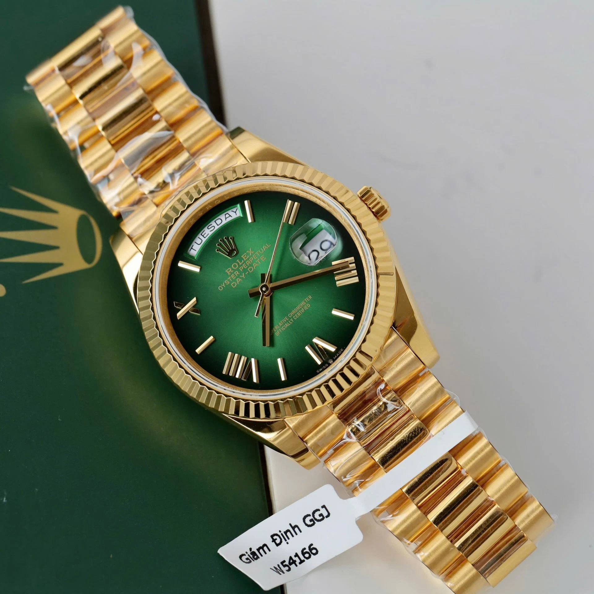 Rolex Day-Date Grünes Ombré-Zifferblatt 228238-0069 40 mm – Superclone – Bild 2