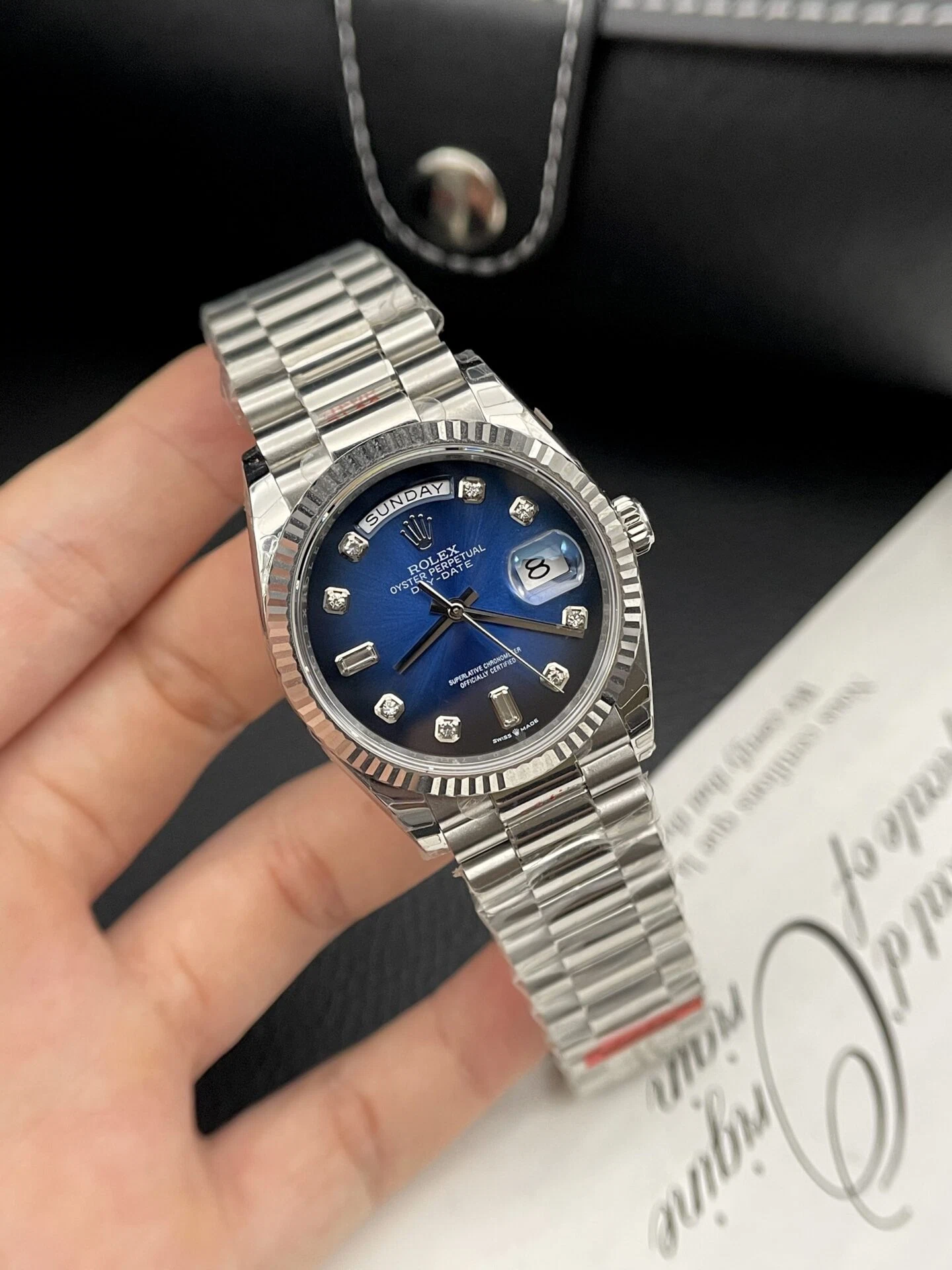Rolex Day-Date Blau Ombré Zifferblatt mit Diamantbesatz 128236-0005 36 mm – Superclone – Bild 3
