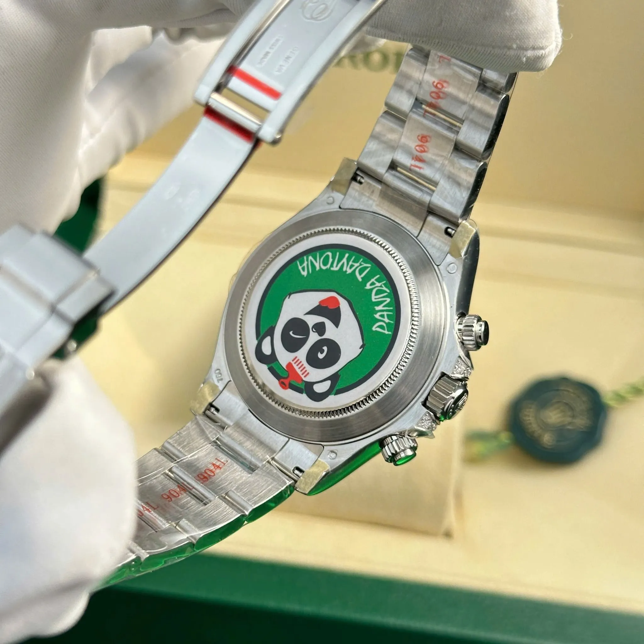 Daytona schwarzes Zifferblatt Rainbow Lünette Oyster Armband