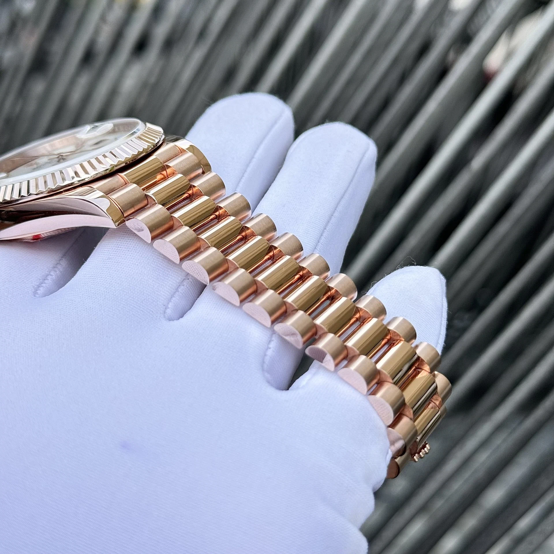 Rolex Day-Date Weißes Perlmutt Zifferblatt mit Diamantbesatz 128235-0078 36 mm – Superclone – Bild 21