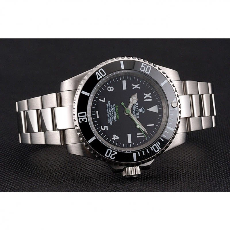 Submariner schwarzes Zifferblatt PR16233NBB Nahaufnahme