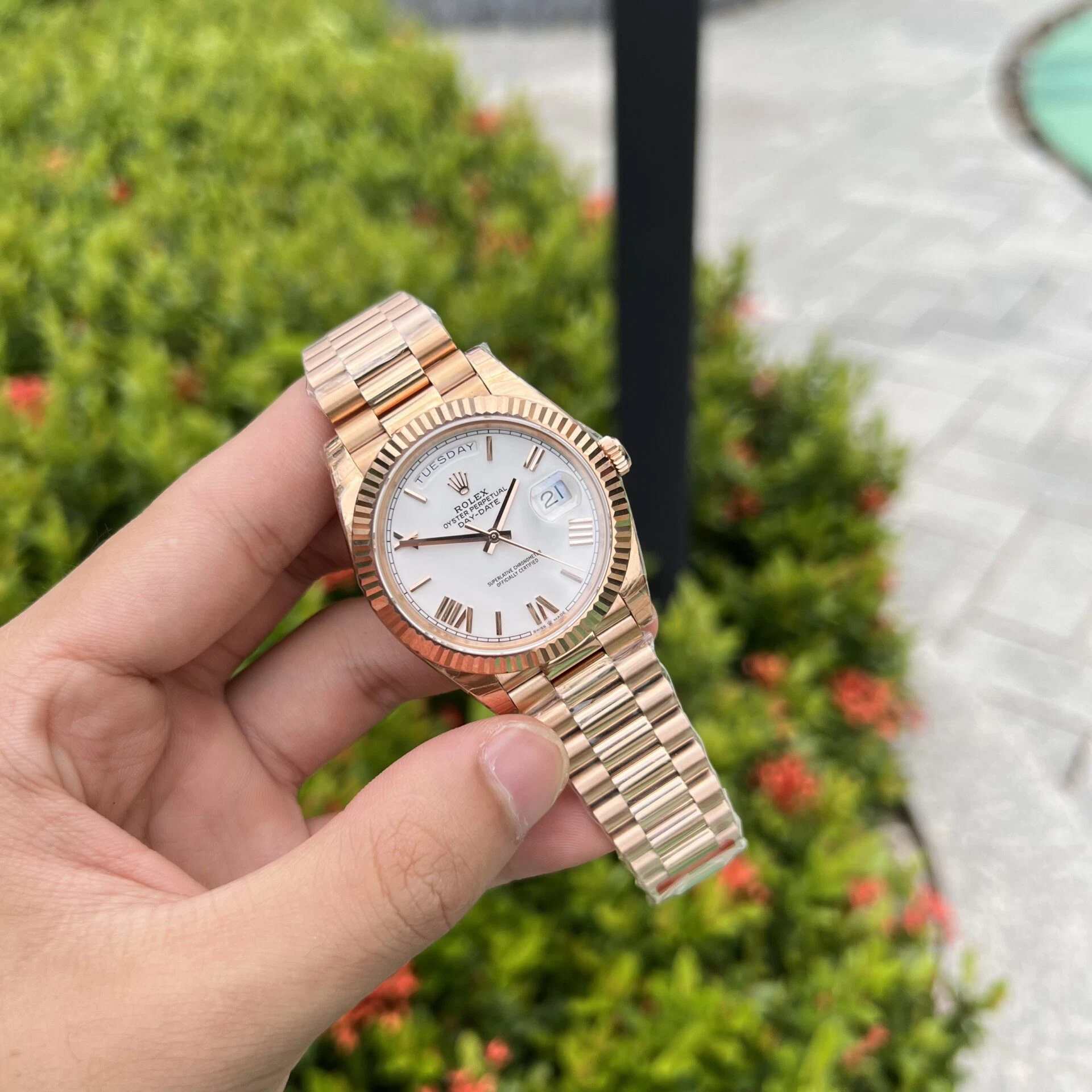 Rolex Day-Date weißes Zifferblatt 128235-0070 36 mm – Superclone – Bild 4