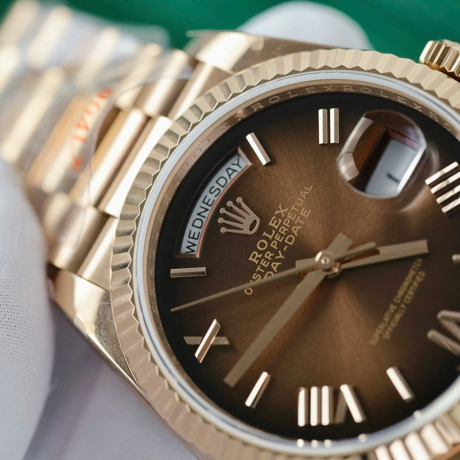 Rolex Day-Date Braun Ombré Zifferblatt 128235-0075 36 mm – Superclone – Bild 6