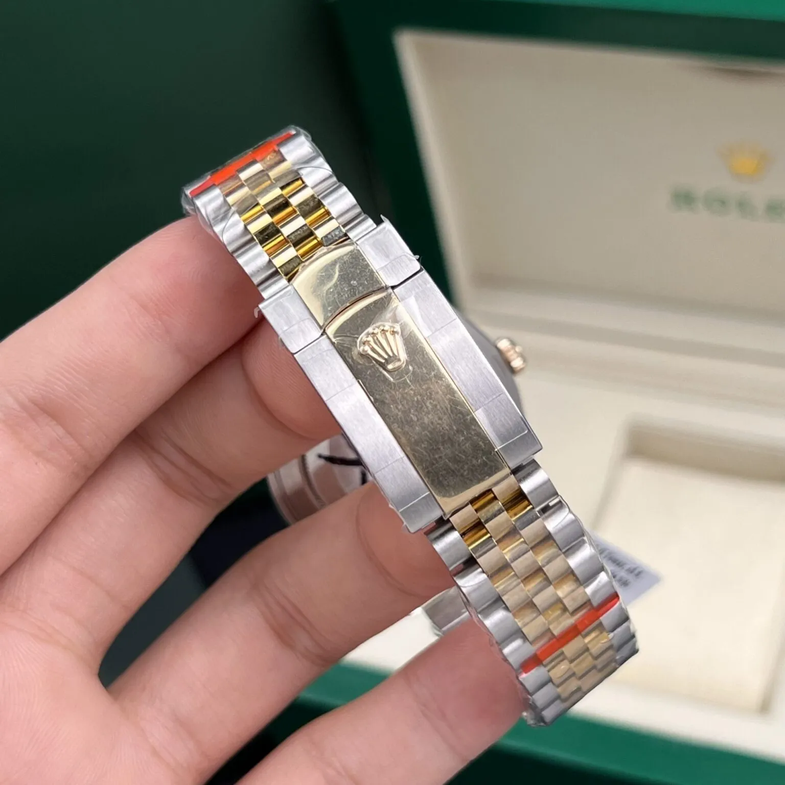 Datejust Pearl Zifferblatt Geriffelt Lünette Two Toned Gold Jubilee Armband