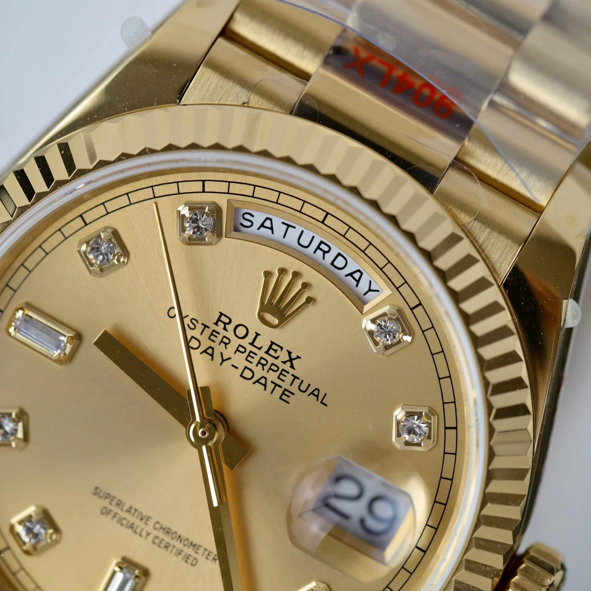 Rolex Day-Date champagnerfarbenes Zifferblatt mit Diamantbesatz 128238-0008 36 mm – Superclone – Bild 6