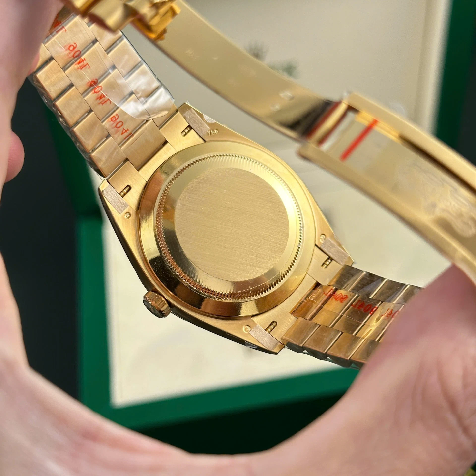Rolex Day-Date champagnerfarbenes Zifferblatt mit Diamantbesatz 228238-0005 40 mm – Superclone – Bild 10