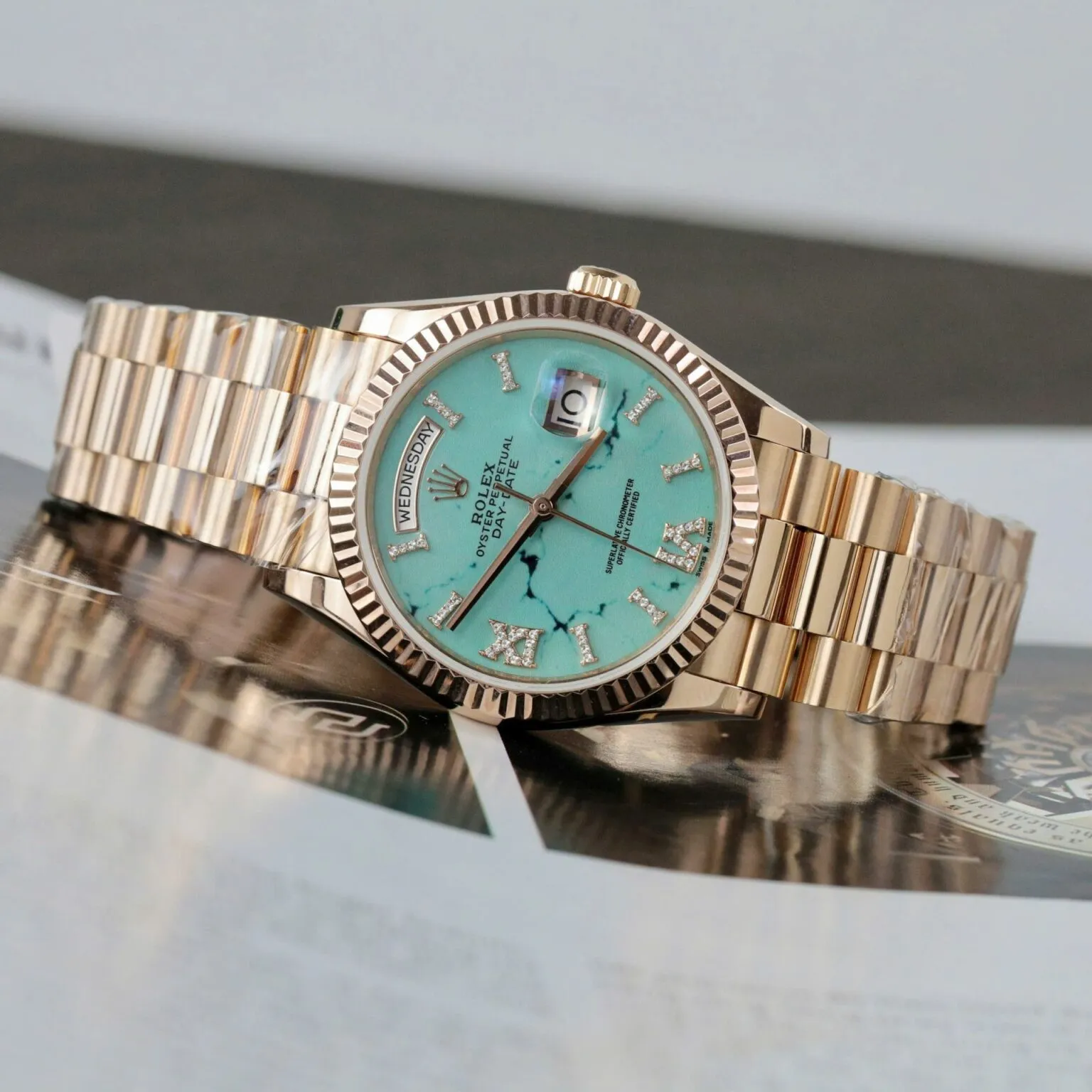 Day-Date Türkis Zifferblatt mit Diamantbesatz Geriffelt Rosé Presidential Armband