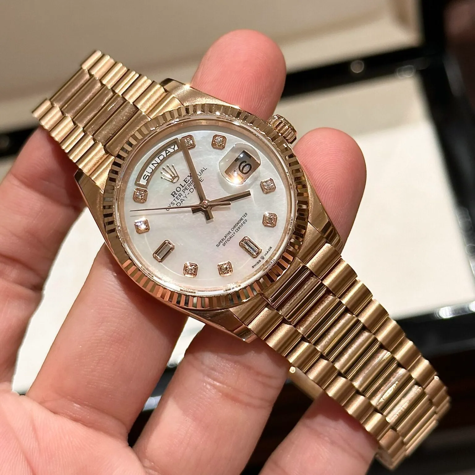 Day-Date Pearl Zifferblatt Roségold Presidential Armband