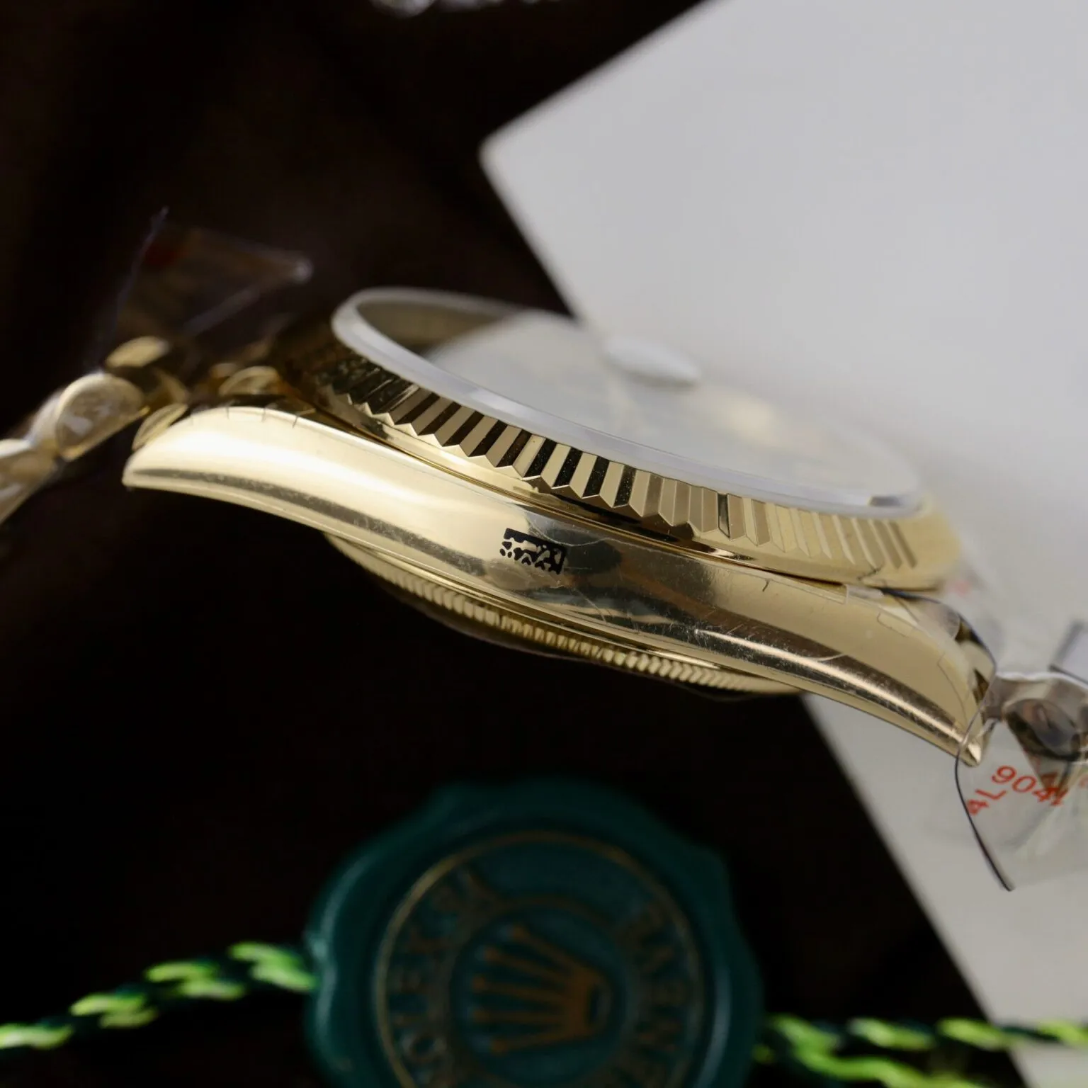 Day-Date Grün Ombre Zifferblatt Geriffelt Lünette Gelb Presidential Armband