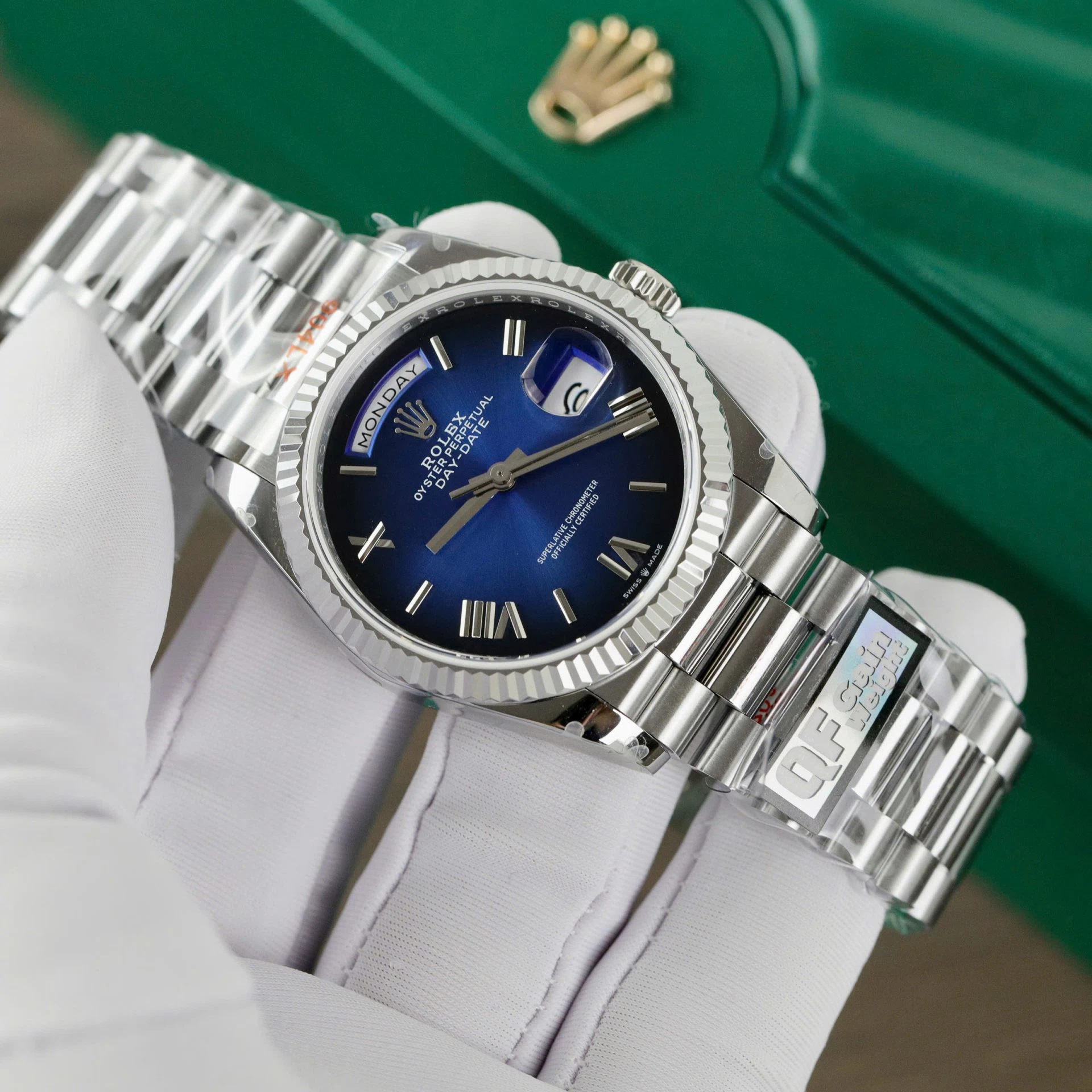 Rolex Day-Date Blau Ombré Zifferblatt 128239-0063 36 mm – Superclone – Bild 3