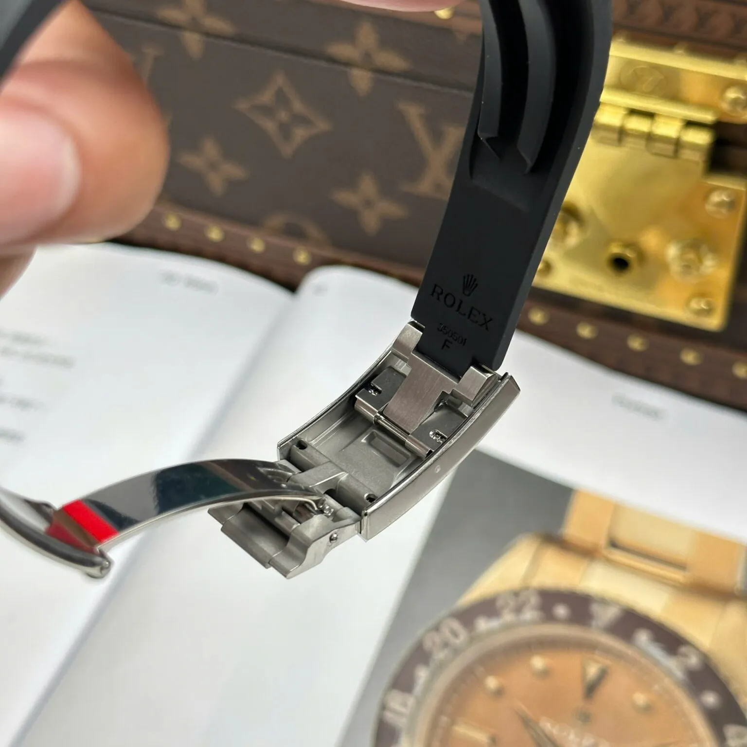 Daytona schwarzes Zifferblatt Schwarz Lünette Oysterflex Armband