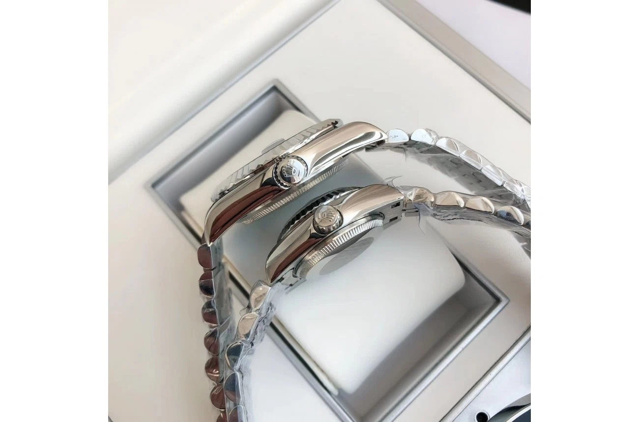 Datejust Edelstahl/Edelstahl Jubilee Schwarz/Zifferblatt Alternate Angle