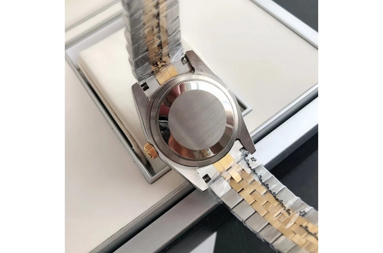 Datejust Roségold/Edelstahl Jubilee Grau/Römische Indizes Alternate Angle