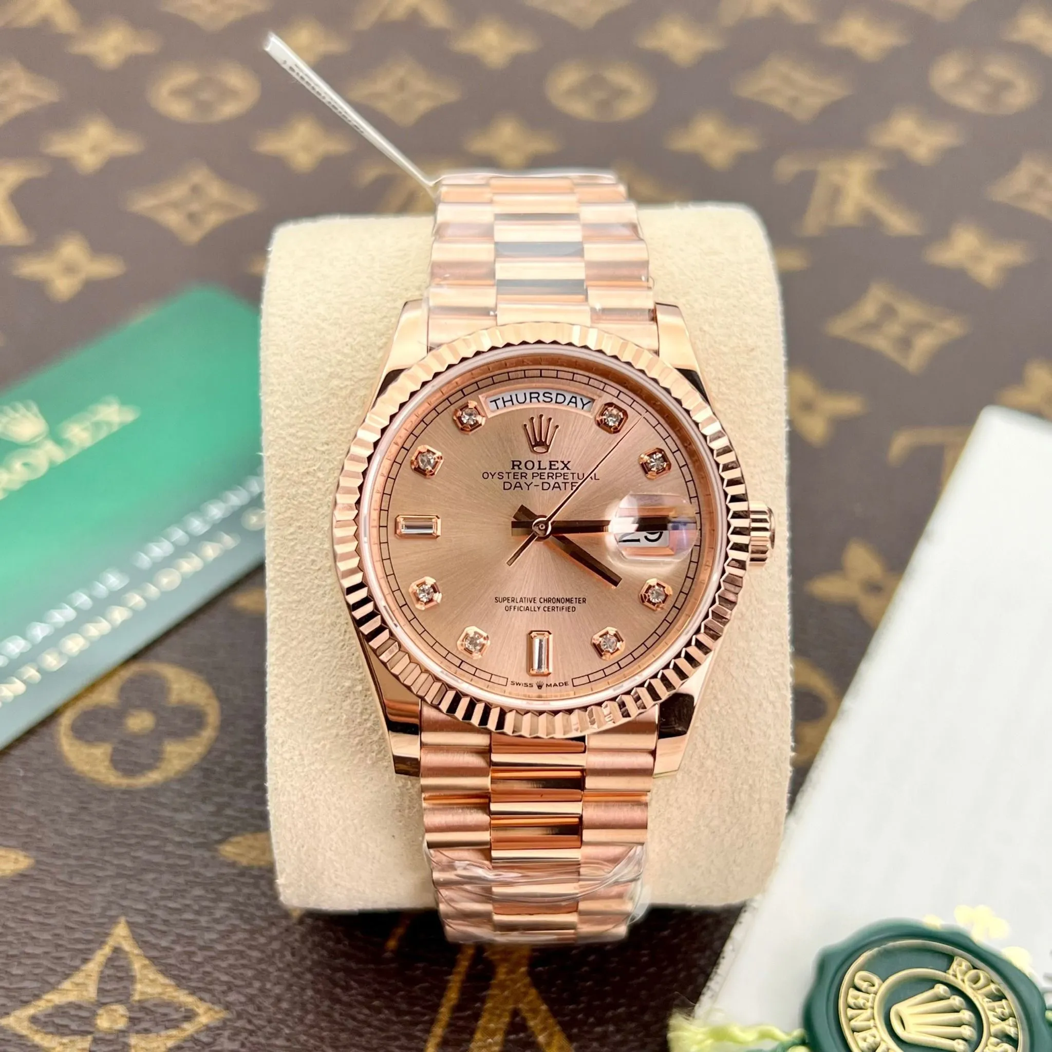 Day Date Roségold Zifferblatt Geriffelt Lünette Presidential Armband