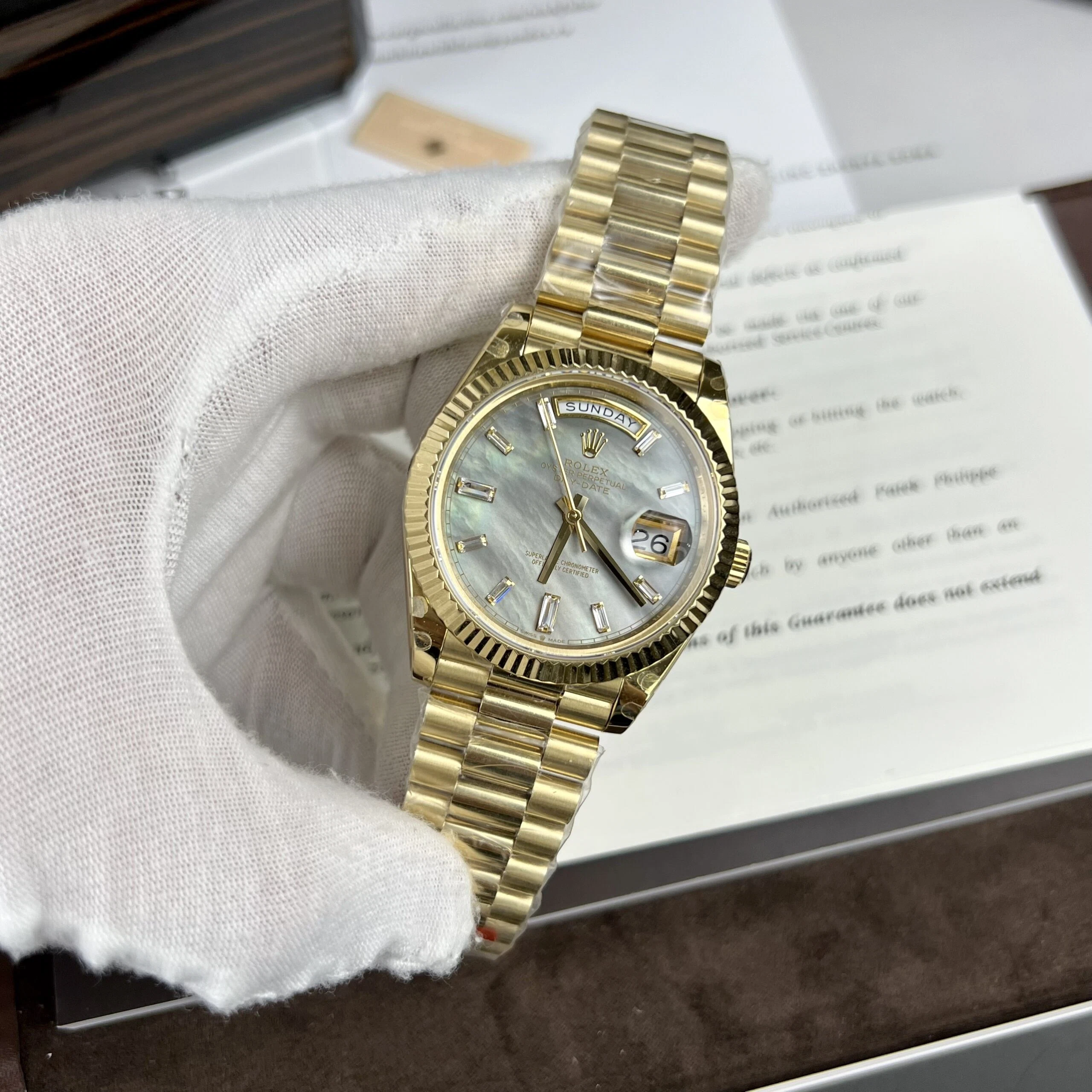 Rolex Day-Date Weißes Perlmutt Zifferblatt mit Diamantbesatz 128238-0123 36 mm – Superclone – Bild 3