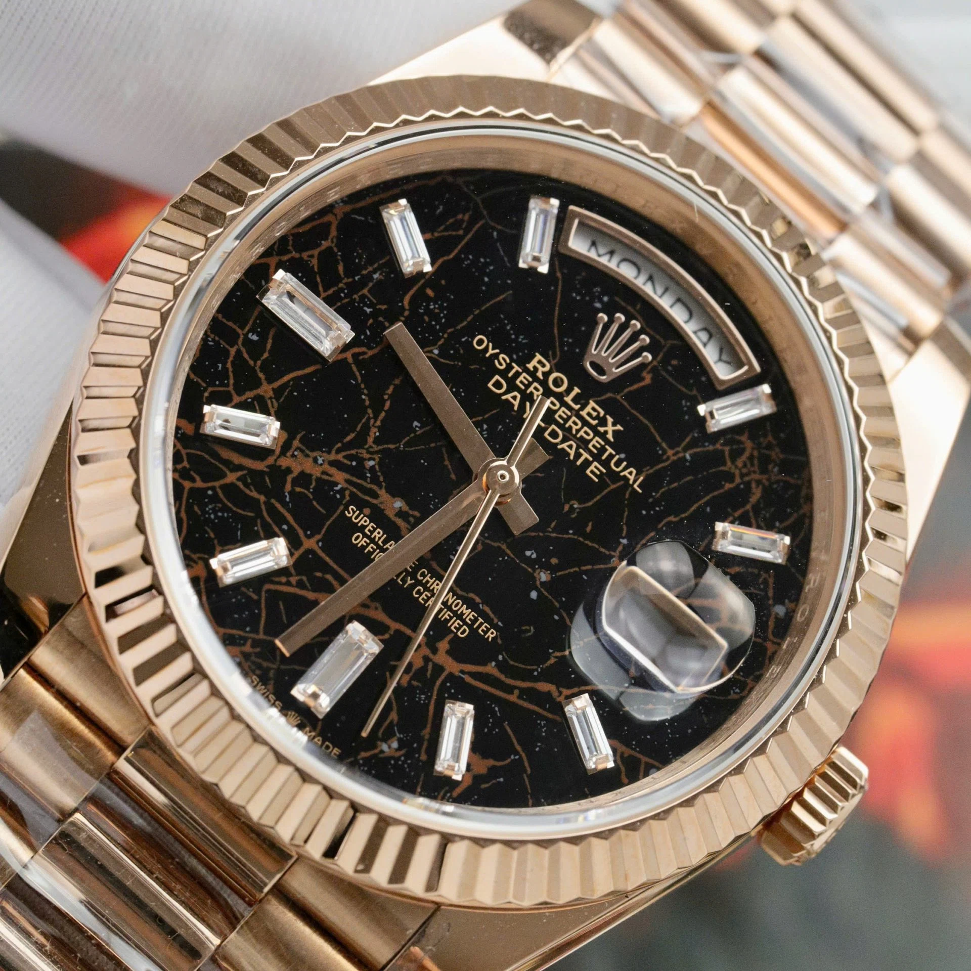Rolex Day-Date Eisenkiesel Zifferblatt mit Diamantbesatz 228235-0045 40 mm – Superclone – Bild 3