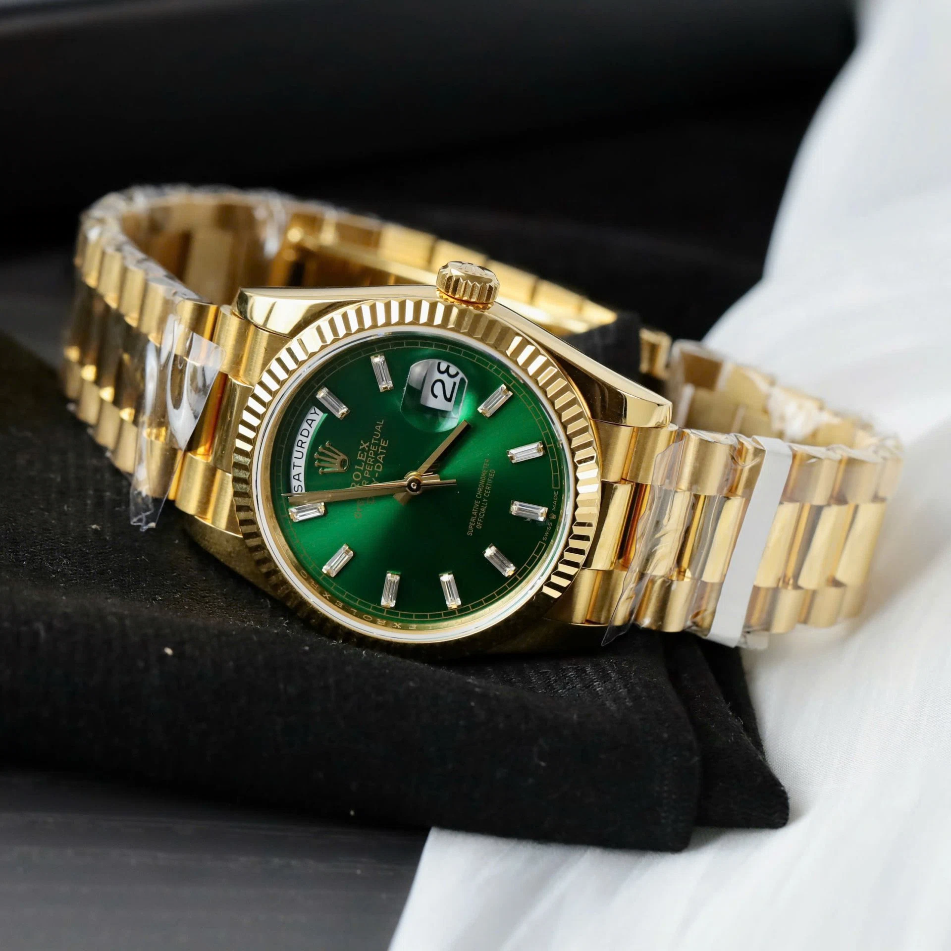 Day-Date Geriffelt Lünette grünes Zifferblatt Presidential Armband