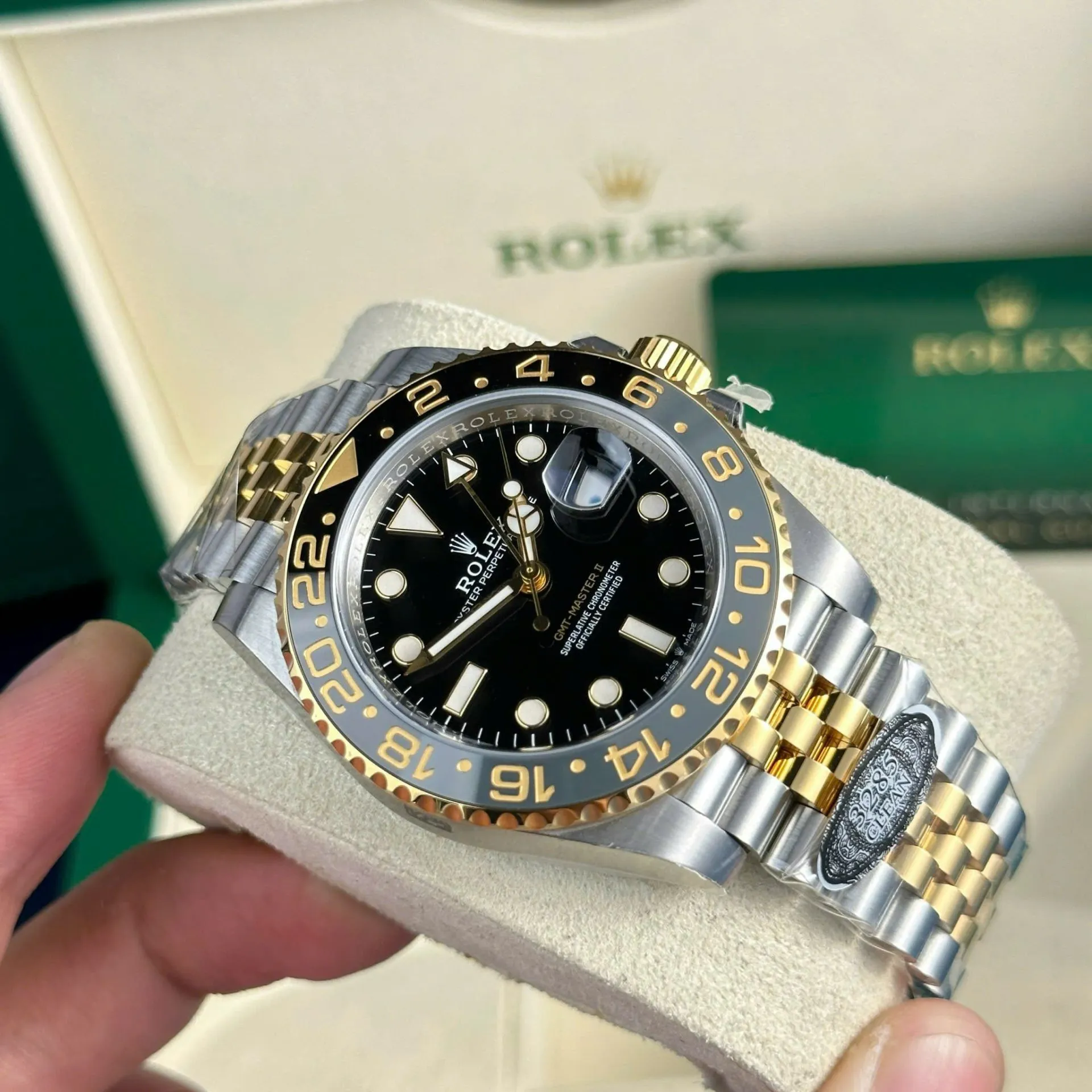 GMT Master II Zombie schwarzes Zifferblatt Schwarz und Gray Lünette Two Toned Jubilee Armband