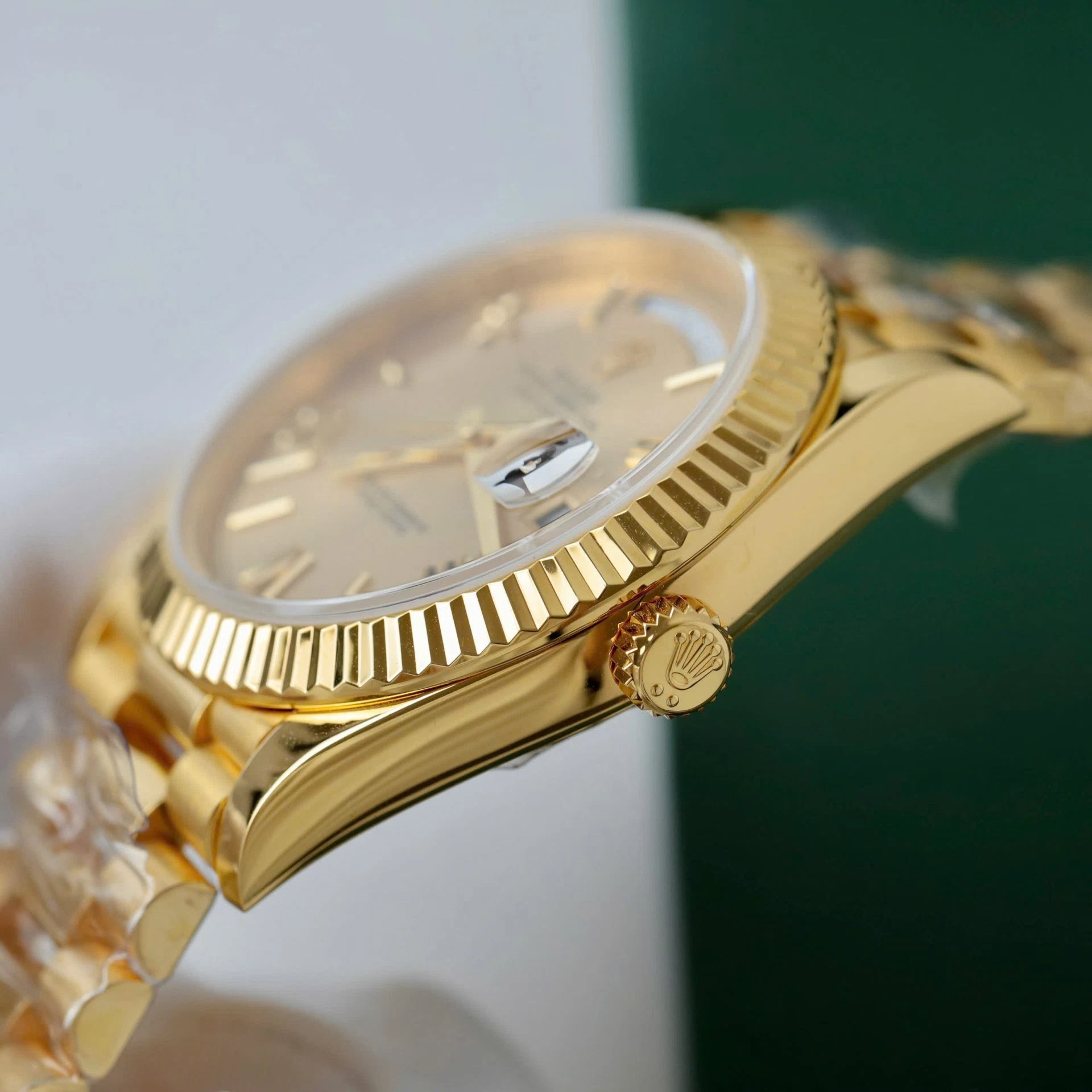 Rolex Day-Date mit römischen Indizes champagnerfarbenes Zifferblatt 228238 40 mm – Superclone – Bild 8