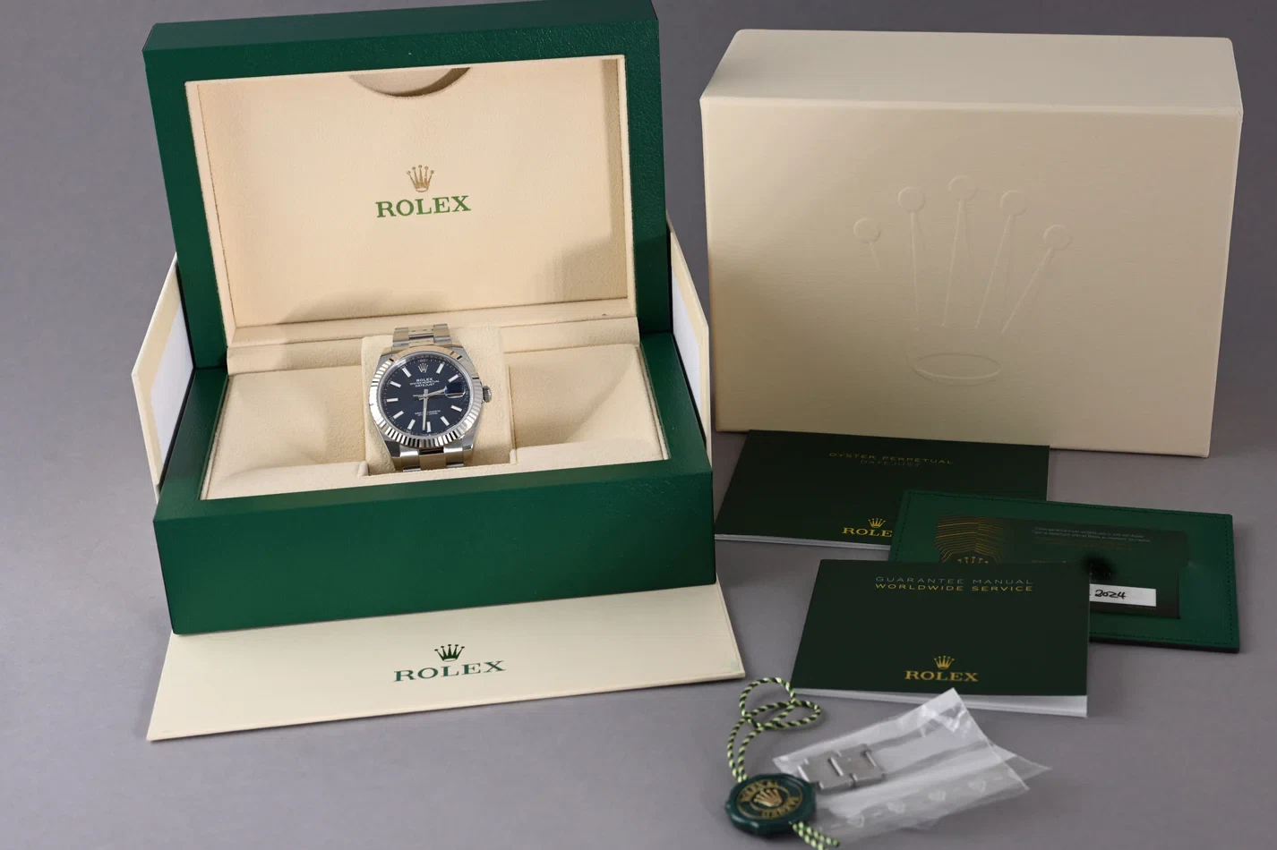 Datejust blaues Zifferblatt 126334 Oyster Schrägansicht