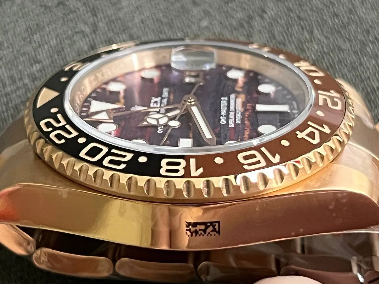 Superclone GMT-Master II 126715CHNR Tigereisen Zifferblatt Produktdetail