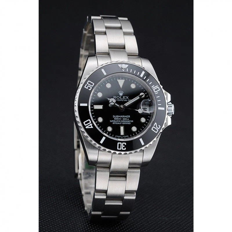 Submariner schwarzes Zifferblatt 1454153 Schrägansicht