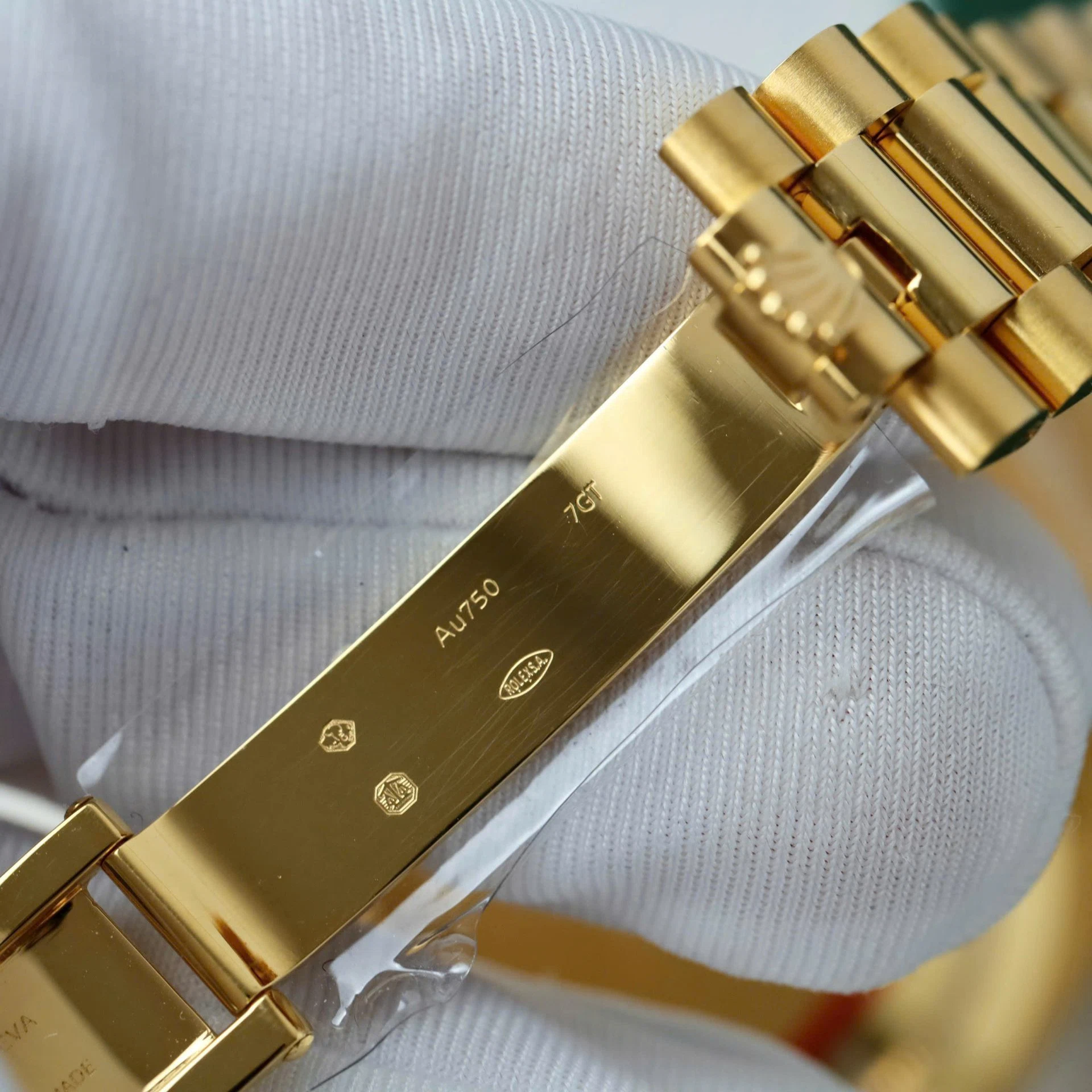 Rolex Day-Date mit römischen Indizes champagnerfarbenes Zifferblatt 228238 40 mm – Superclone – Bild 10