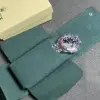 GMT-Master II Pepsi in einem hochwertigen grünen Uhren-Reiseetui