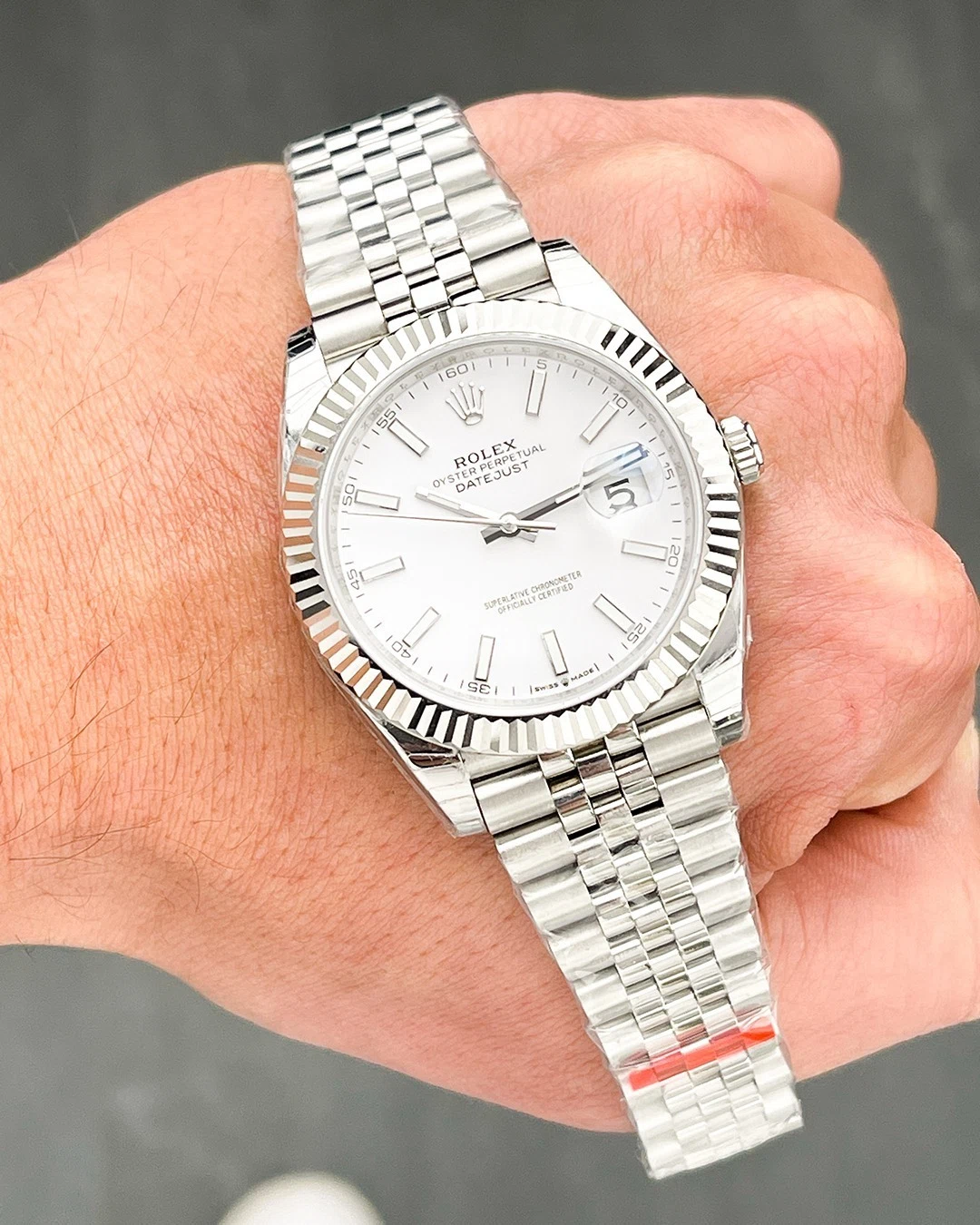 Datejust weißes Zifferblatt 126334 Jubilee Geriffelt Designdetail