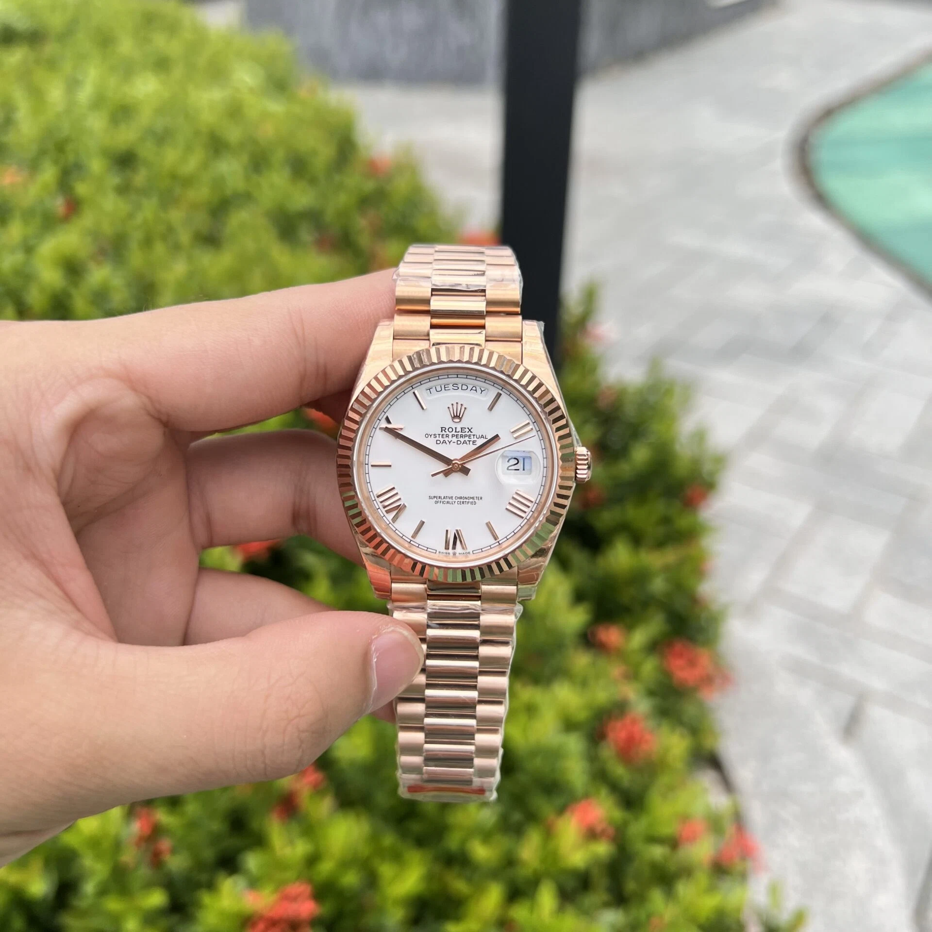 Rolex Day-Date weißes Zifferblatt 128235-0070 36 mm – Superclone – Bild 2