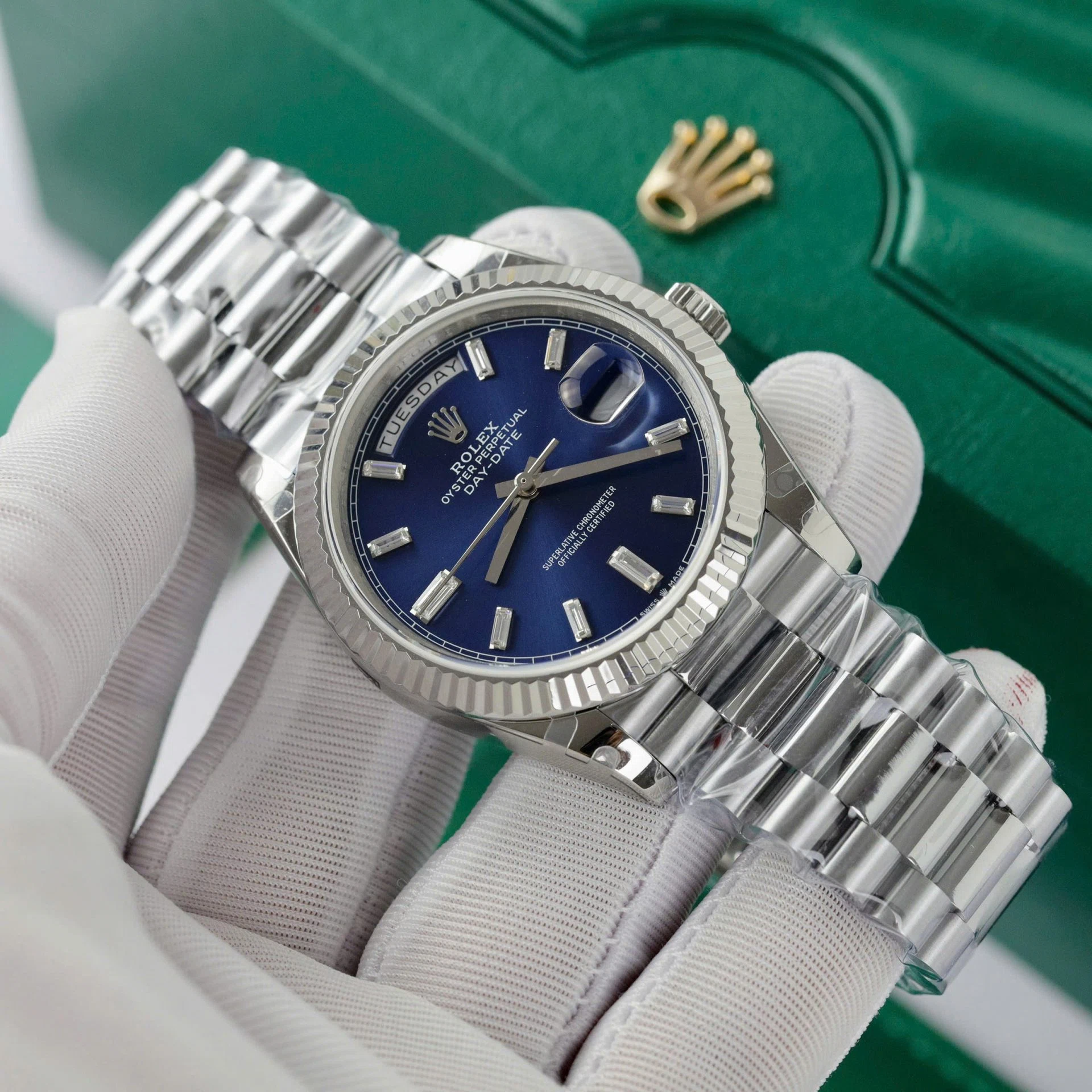 Rolex Day-Date leuchtendblaues Zifferblatt mit Diamantbesatz 128239-0069 36 mm – Superclone – Bild 4