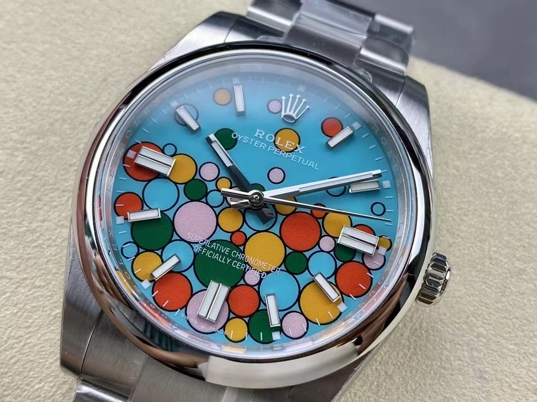 Superclone Oyster Perpetual Türkis Zifferblatt 124300 Schrägansicht