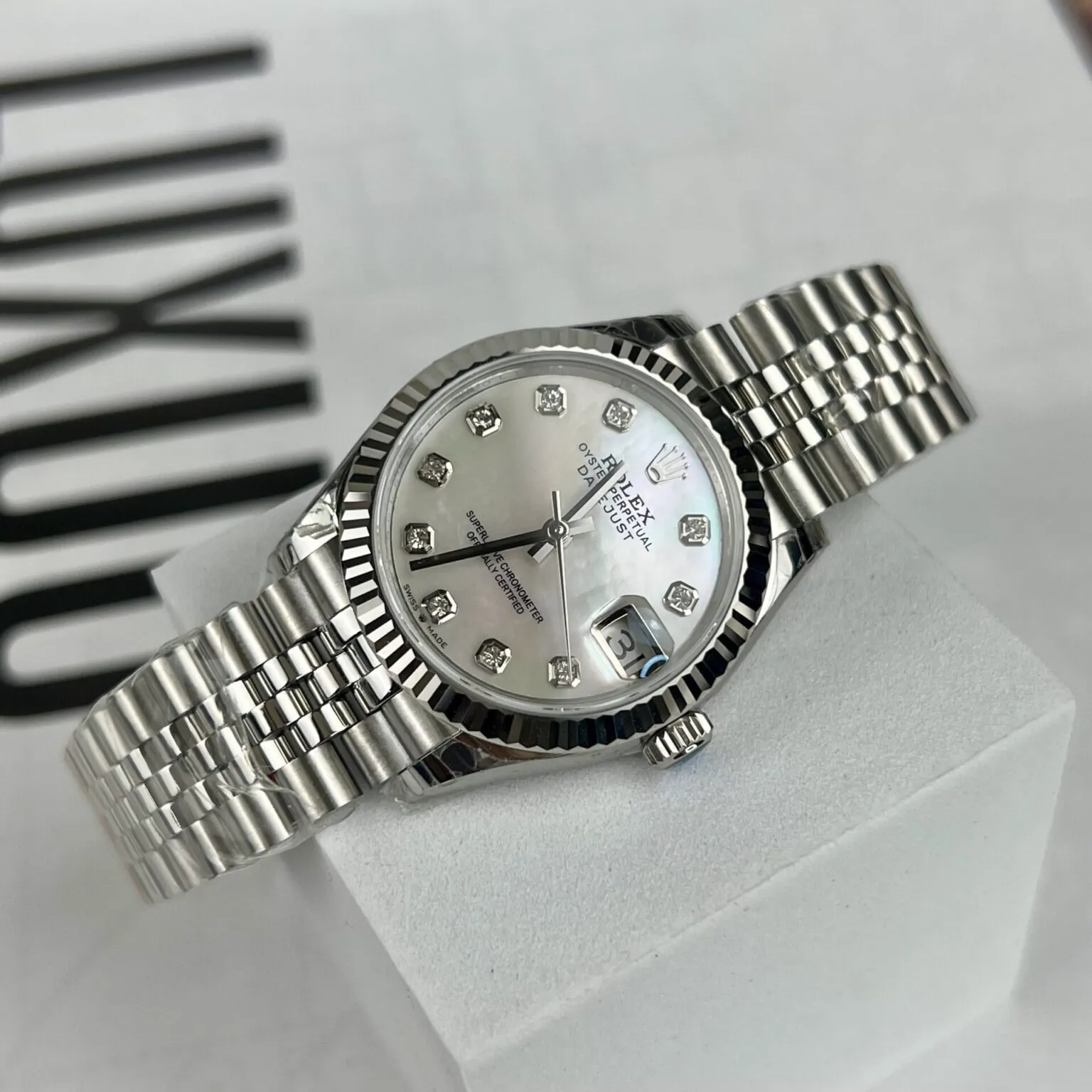 Datejust Pearl weißes Zifferblatt Geriffelt Lünette Jubilee Armband