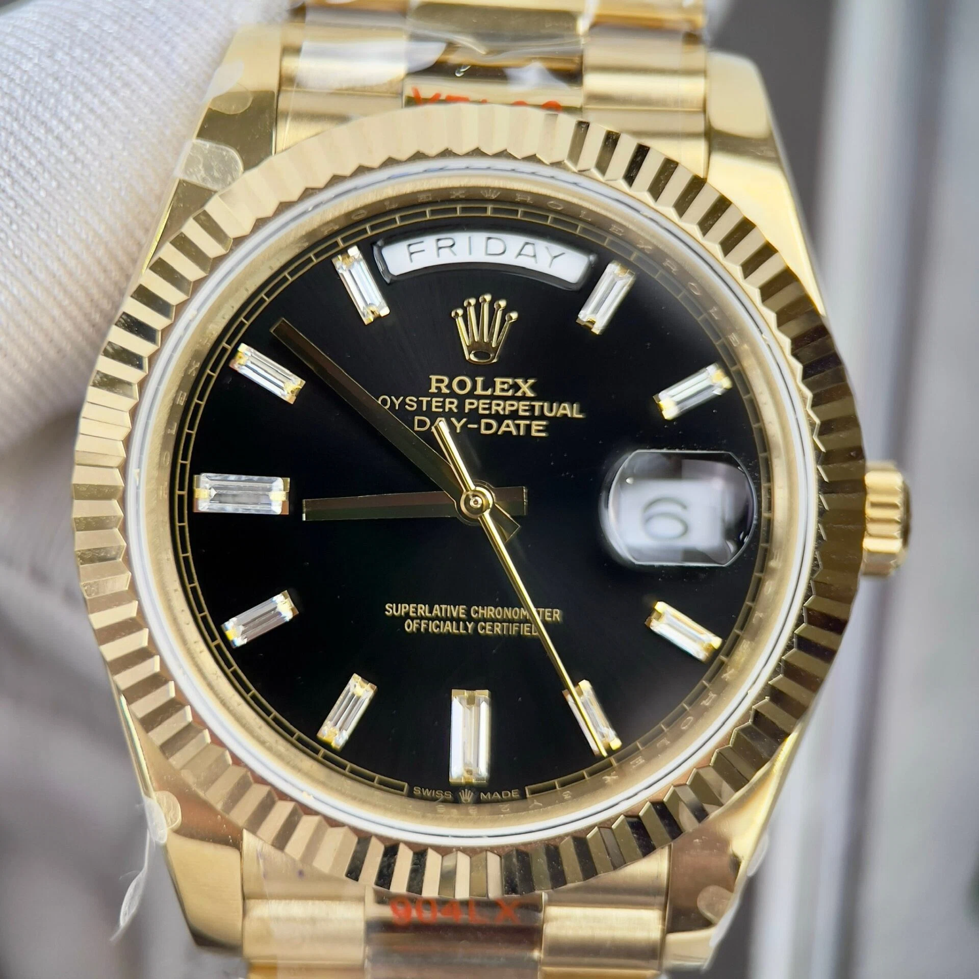 Rolex Day-Date intensivschwarzes Zifferblatt mit Diamantbesatz 228238-0004 40 mm – Superclone – Bild 4