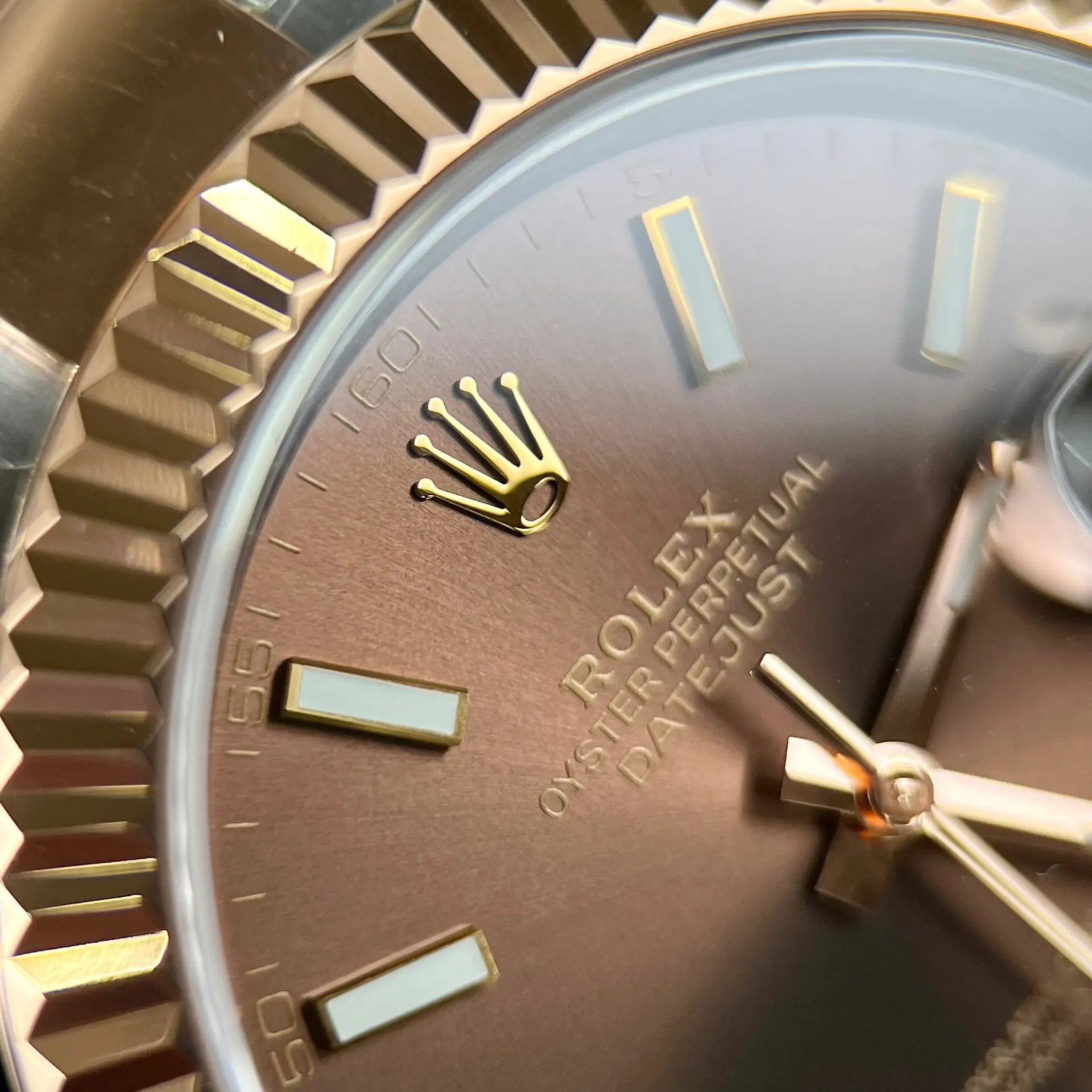 Superclone Datejust schokoladenbraunes Zifferblatt 126331 Oyster Stilansicht