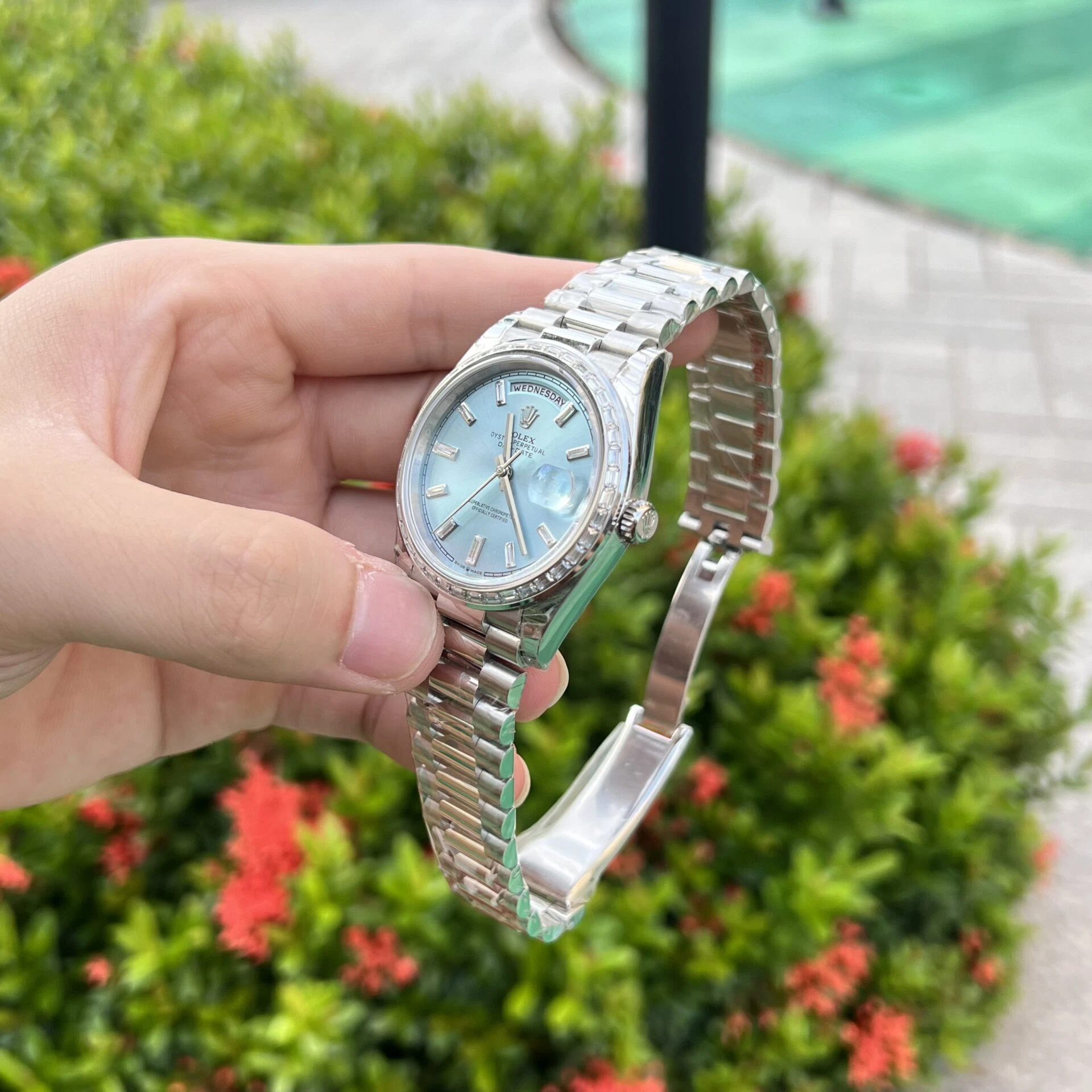 Rolex Day-Date eisblaues Zifferblatt mit Diamantbesatz 228396tbr-0002 40 mm – Superclone – Bild 6